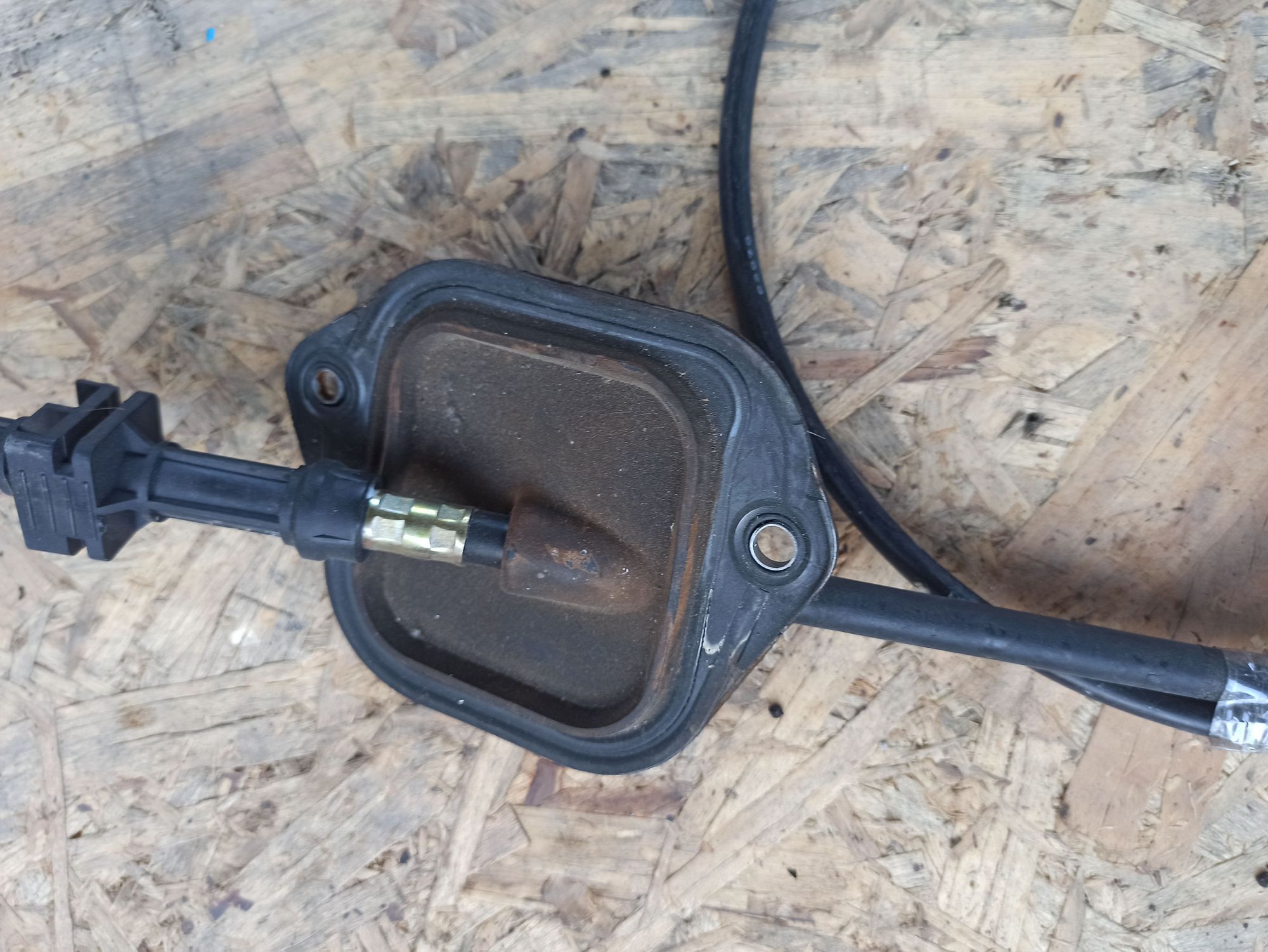 https://ycs.partsauto.market/partsauto-images/thmbs/userImages/d9b05010c61782443e0b3e264cf05921/part/84ccfcb2-3e75-4346-b523-8a02092e285a_1719245721216.jpg