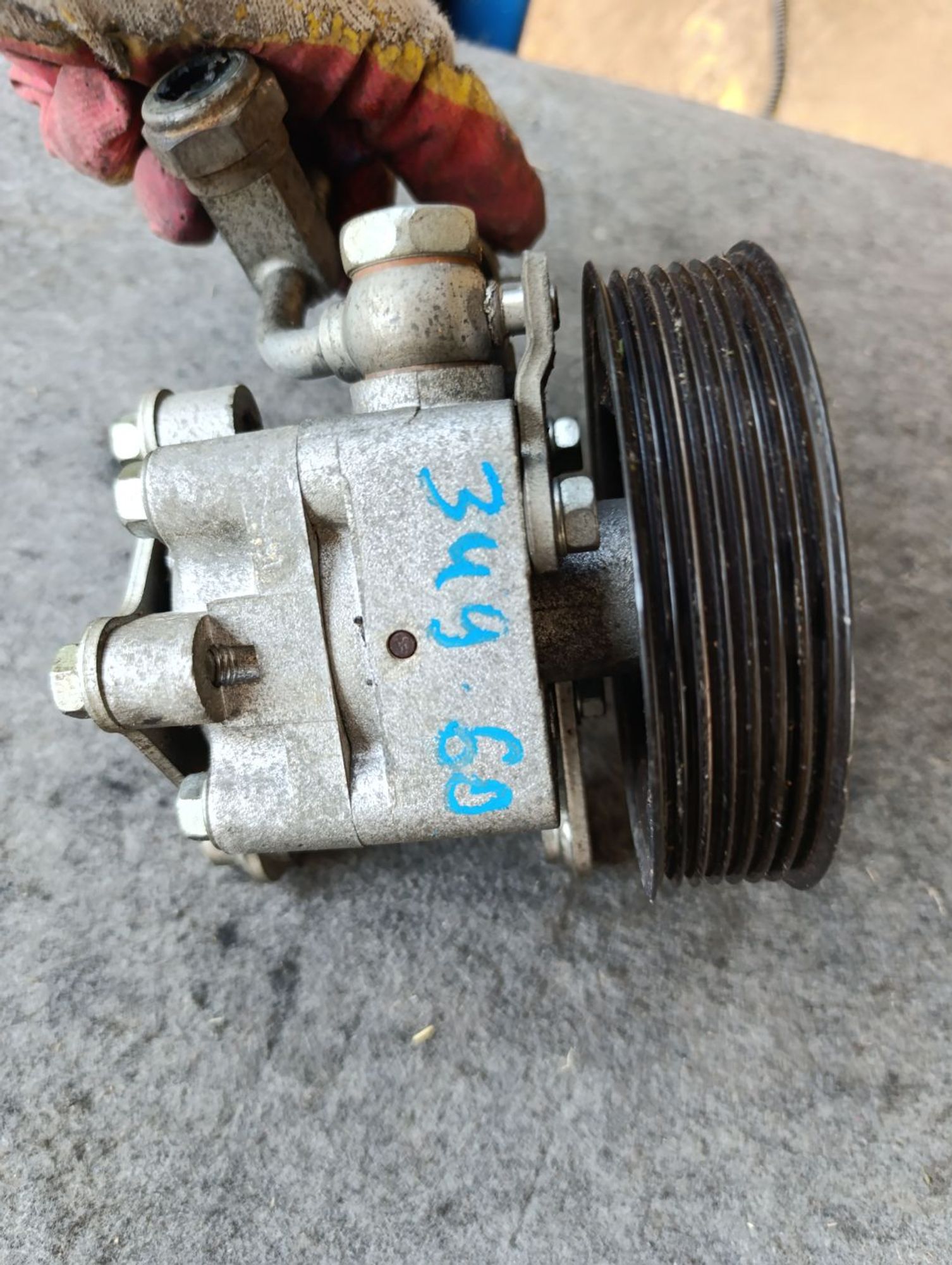 https://ycs.partsauto.market/partsauto-images/thmbs/userImages/d9b05010c61782443e0b3e264cf05921/part/87634ad9-ae77-40a6-a82e-25bc153e992b_1783512372800.jpg
