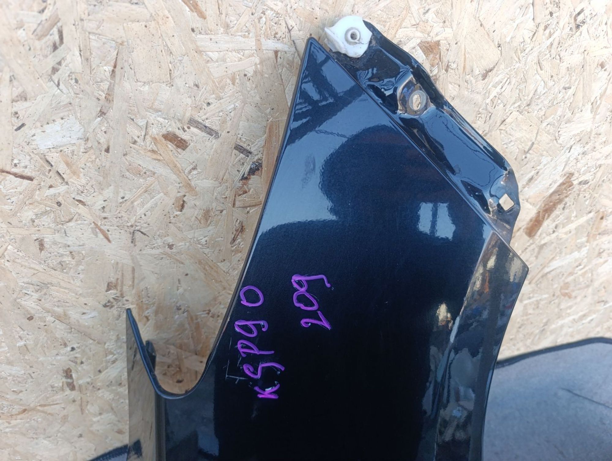 Крыло Toyota Vitz ksp90 правое, 3000 рублей, Ленина