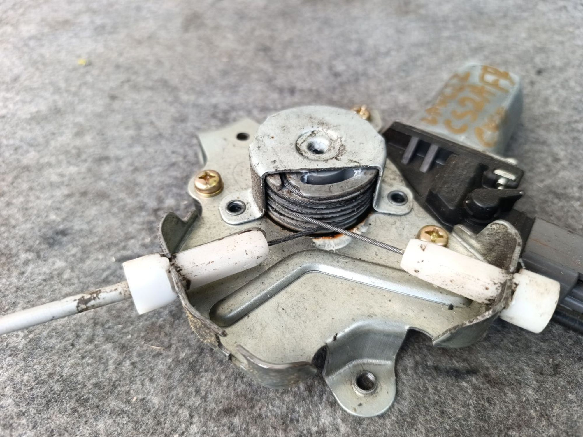 Стеклоподъемник правый Mitsubishi lancer cedia, 5200 рублей, Ленина