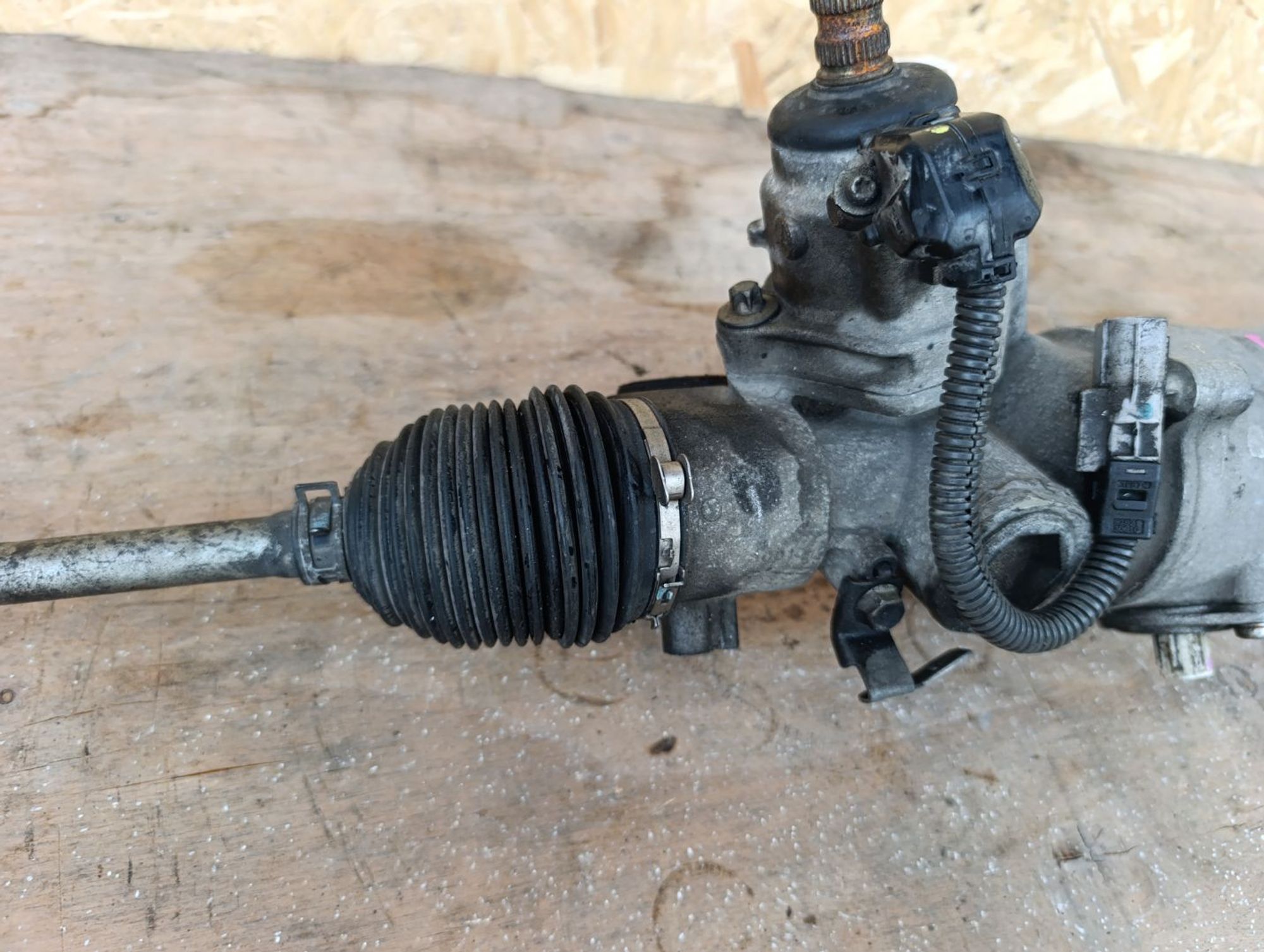https://ycs.partsauto.market/partsauto-images/thmbs/userImages/d9b05010c61782443e0b3e264cf05921/part/8982afea-f57a-4ae4-a58d-5dad71b0e94e_1784218060806.jpg