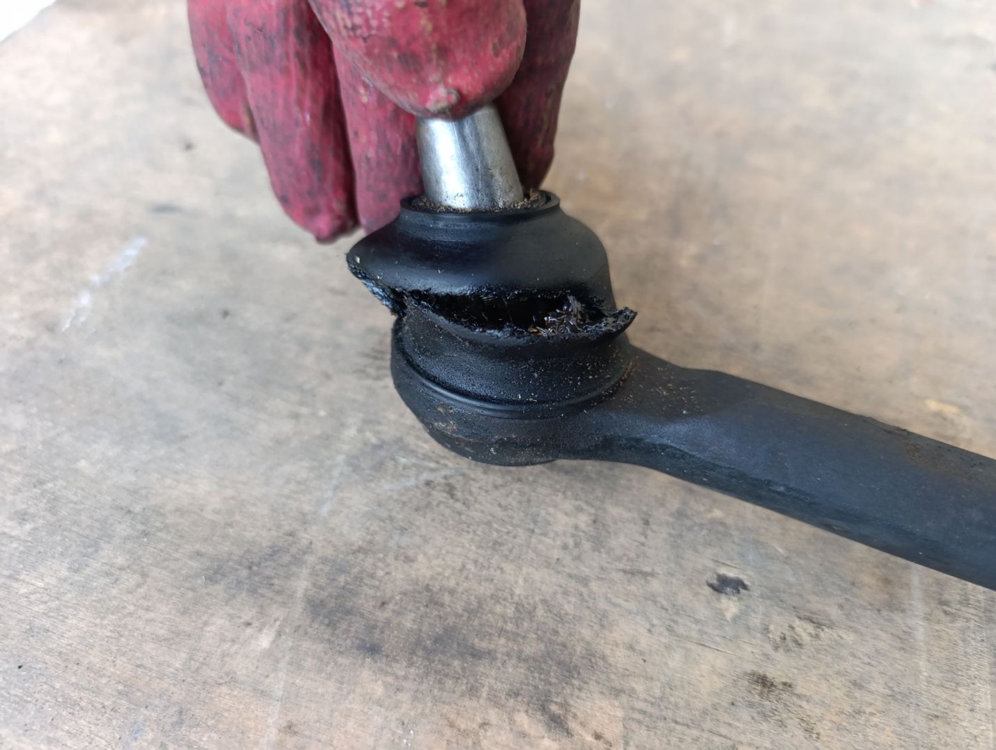 https://ycs.partsauto.market/partsauto-images/thmbs/userImages/d9b05010c61782443e0b3e264cf05921/part/89867b4f-7e13-4a2e-a462-17d3d4ae6614_1784388217574.jpg