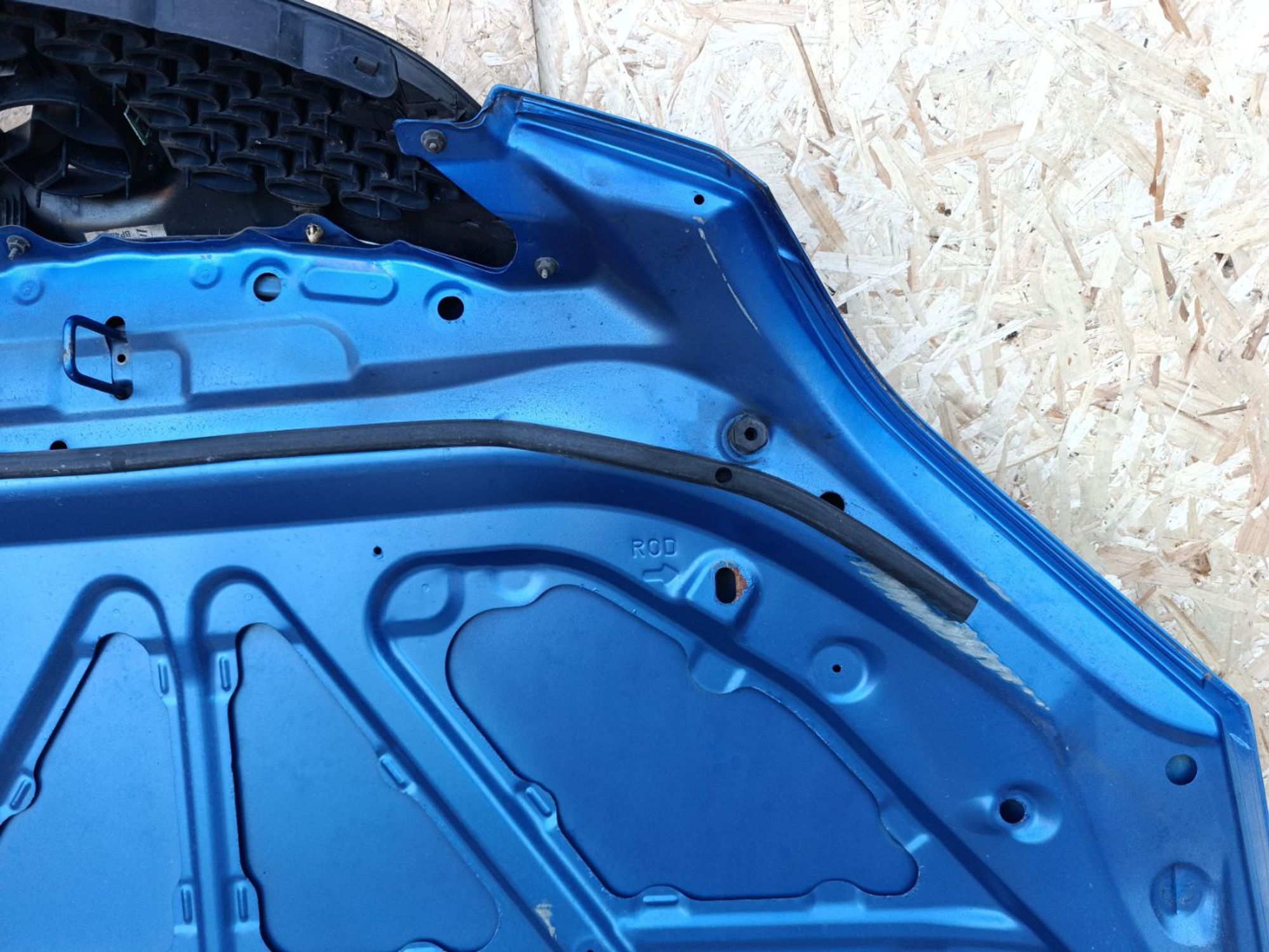 https://ycs.partsauto.market/partsauto-images/thmbs/userImages/d9b05010c61782443e0b3e264cf05921/part/8a2fd2d3-cffa-436f-a62b-6c676977e1df_1781707217526.jpg