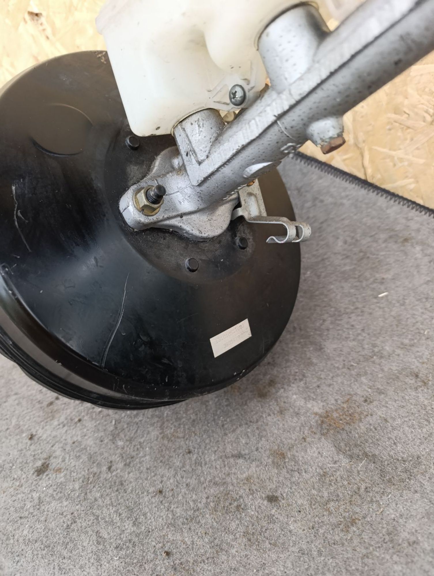 https://ycs.partsauto.market/partsauto-images/thmbs/userImages/d9b05010c61782443e0b3e264cf05921/part/8ae1137f-fe72-4866-85bf-528834b8151f_1783700106853.jpg