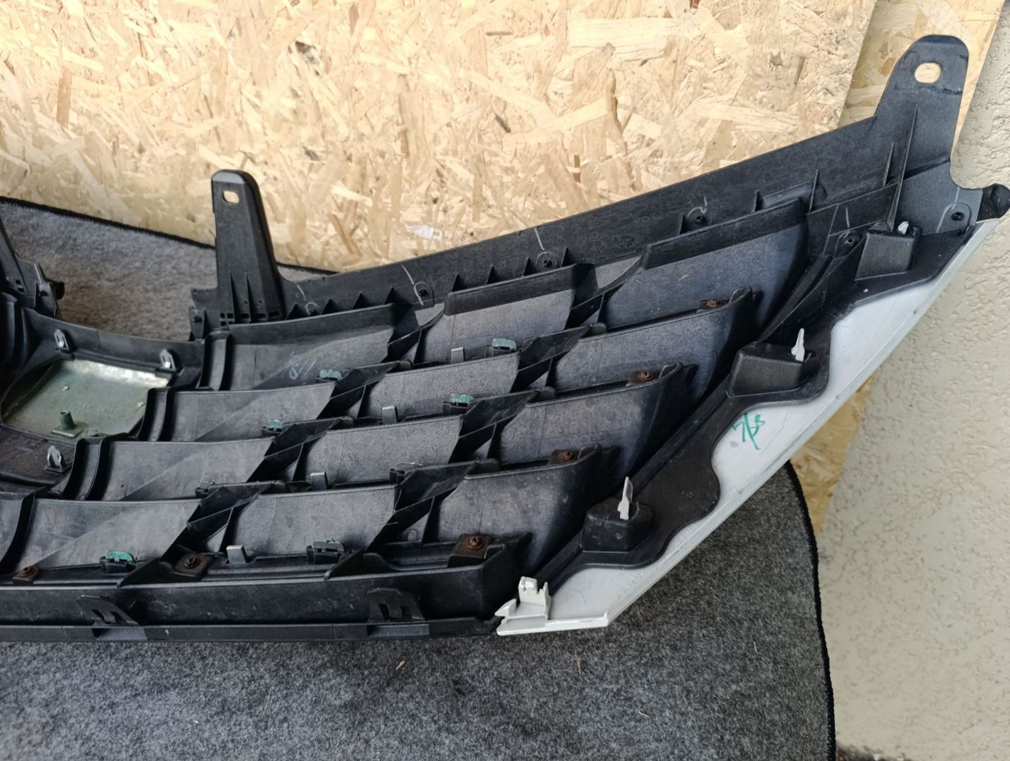 https://ycs.partsauto.market/partsauto-images/thmbs/userImages/d9b05010c61782443e0b3e264cf05921/part/8cdace85-26ca-471e-af71-82b626d8ed0b_1783521467695.jpg