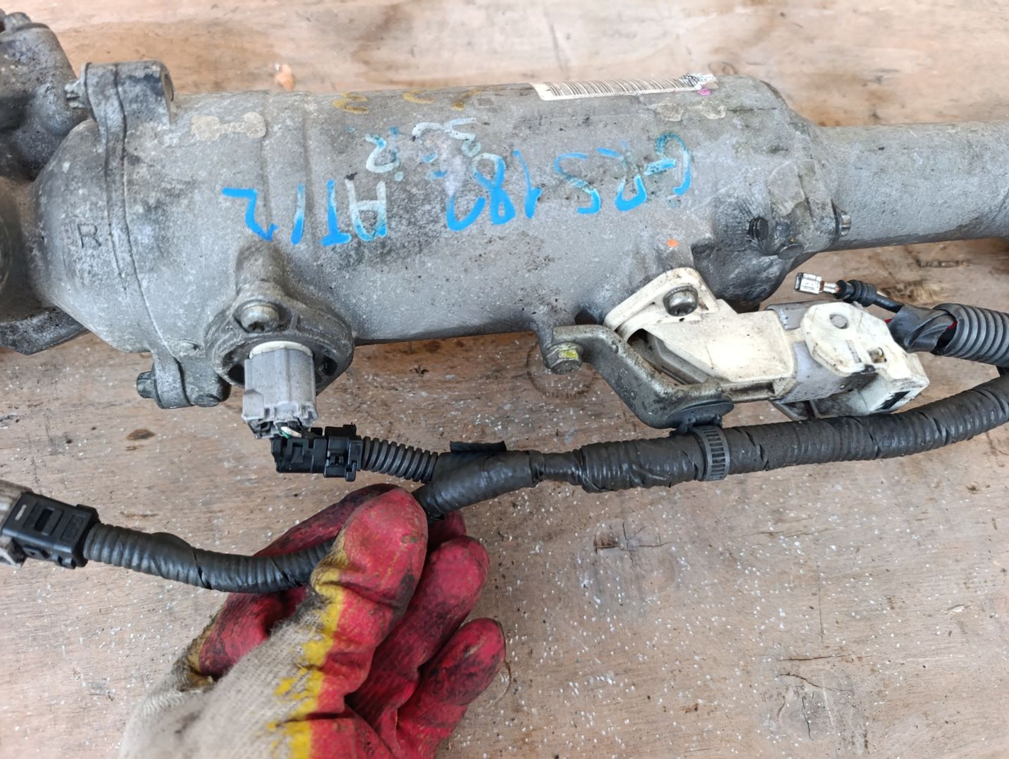 https://ycs.partsauto.market/partsauto-images/thmbs/userImages/d9b05010c61782443e0b3e264cf05921/part/8d552f85-bbc4-427d-8f80-e63dc9a437e7_1784220481039.jpg