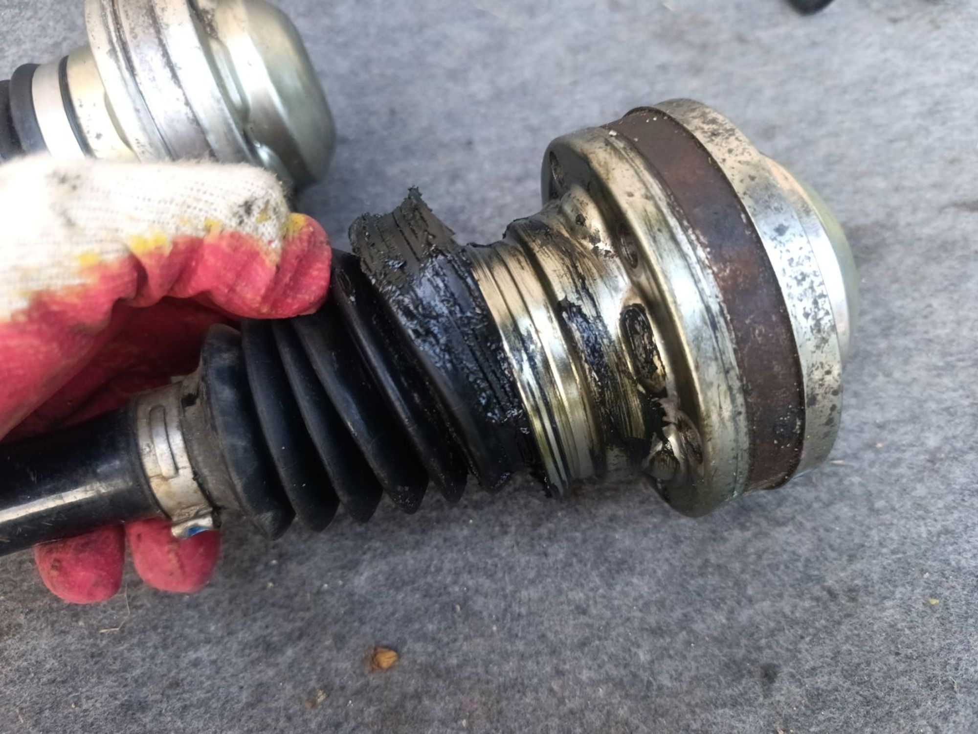 https://ycs.partsauto.market/partsauto-images/thmbs/userImages/d9b05010c61782443e0b3e264cf05921/part/8e0db11f-5fd4-4eb6-8be4-32f091716c5c_1779639429207.jpg