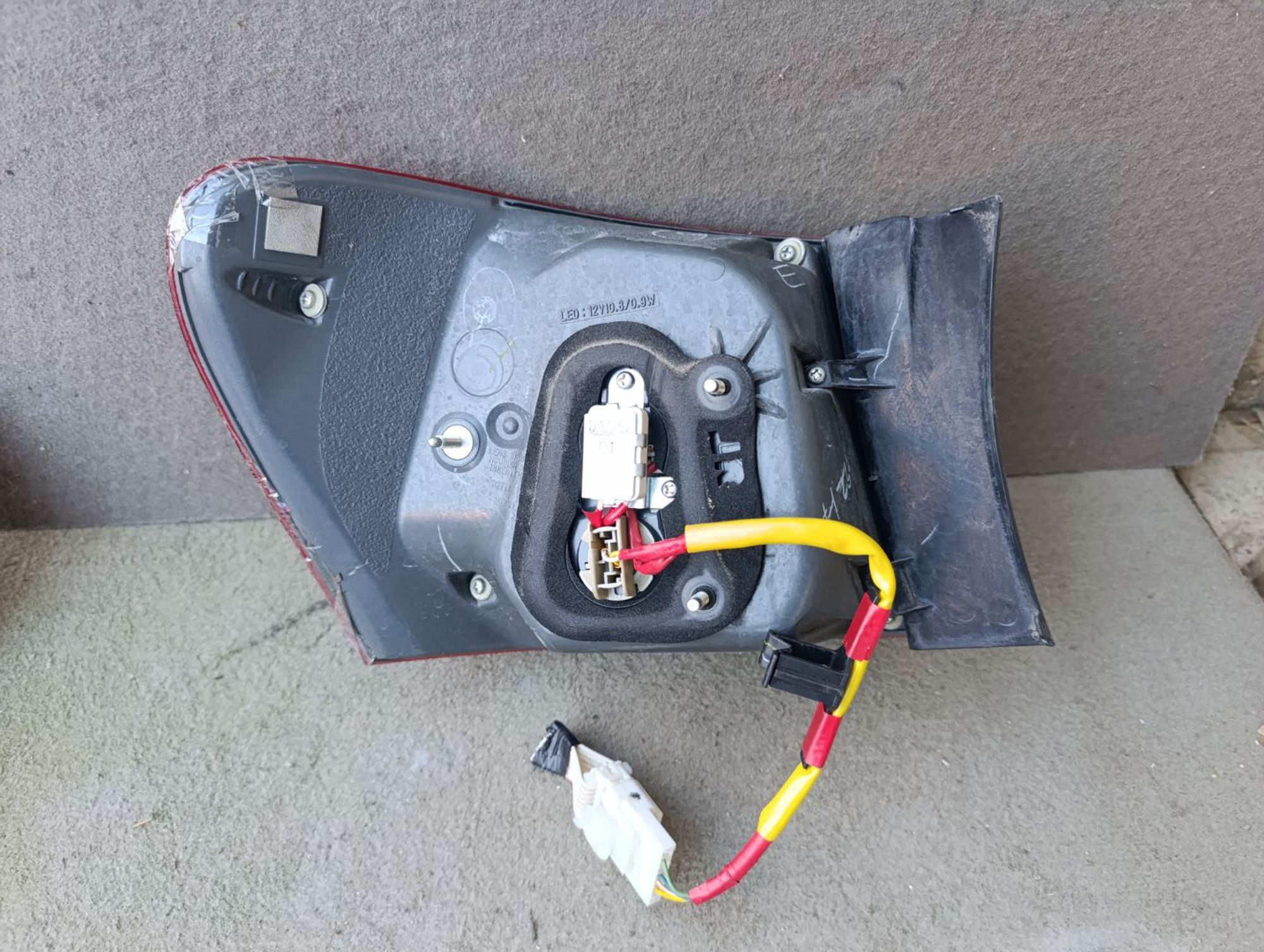 https://ycs.partsauto.market/partsauto-images/thmbs/userImages/d9b05010c61782443e0b3e264cf05921/part/90797186-2e39-468f-9c02-4f5d748ff66b_1735821856923.jpg