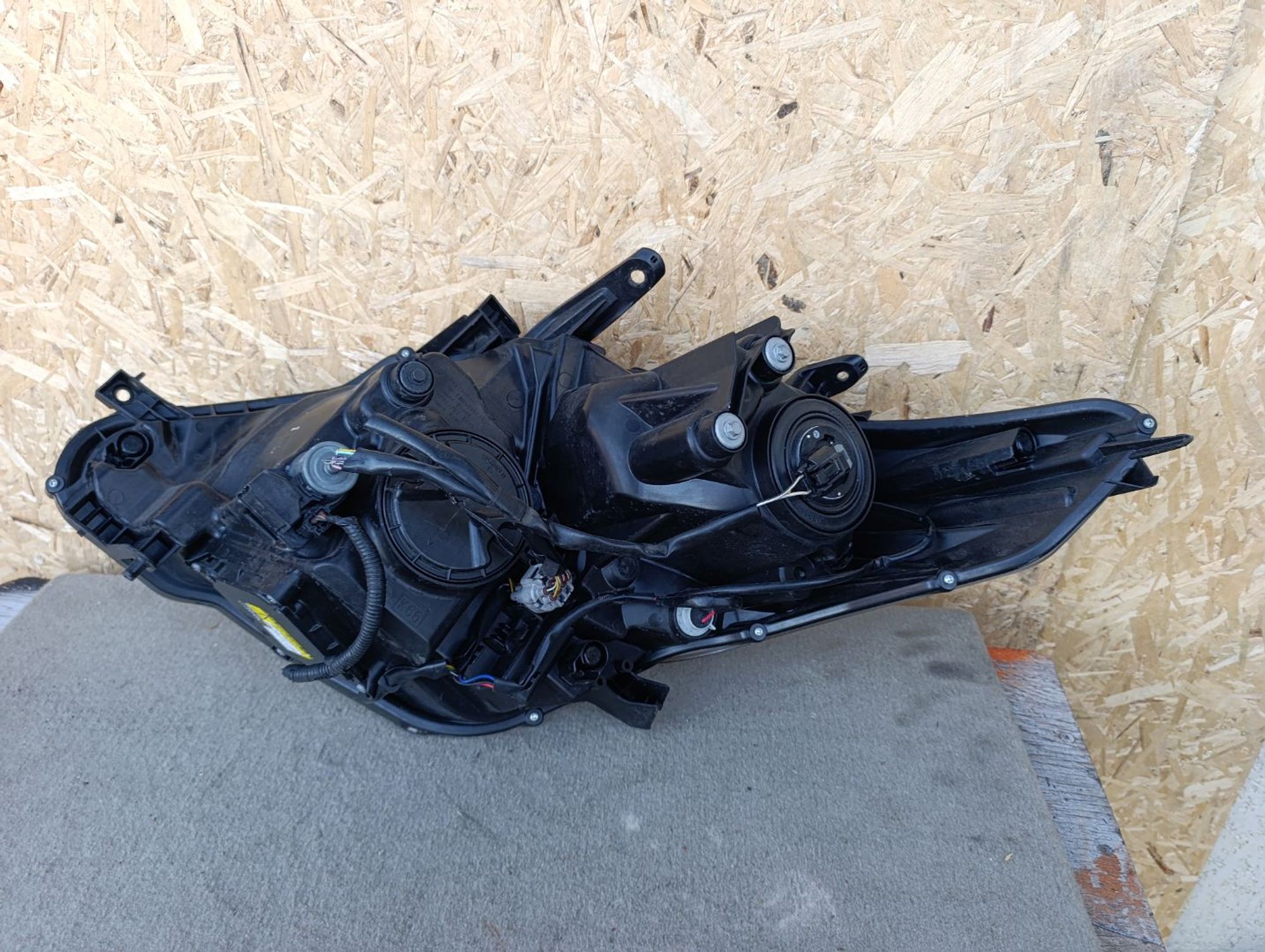 https://ycs.partsauto.market/partsauto-images/thmbs/userImages/d9b05010c61782443e0b3e264cf05921/part/90b03fcd-0ed9-424f-9fe5-018ff88eebdf_1785340383314.jpg