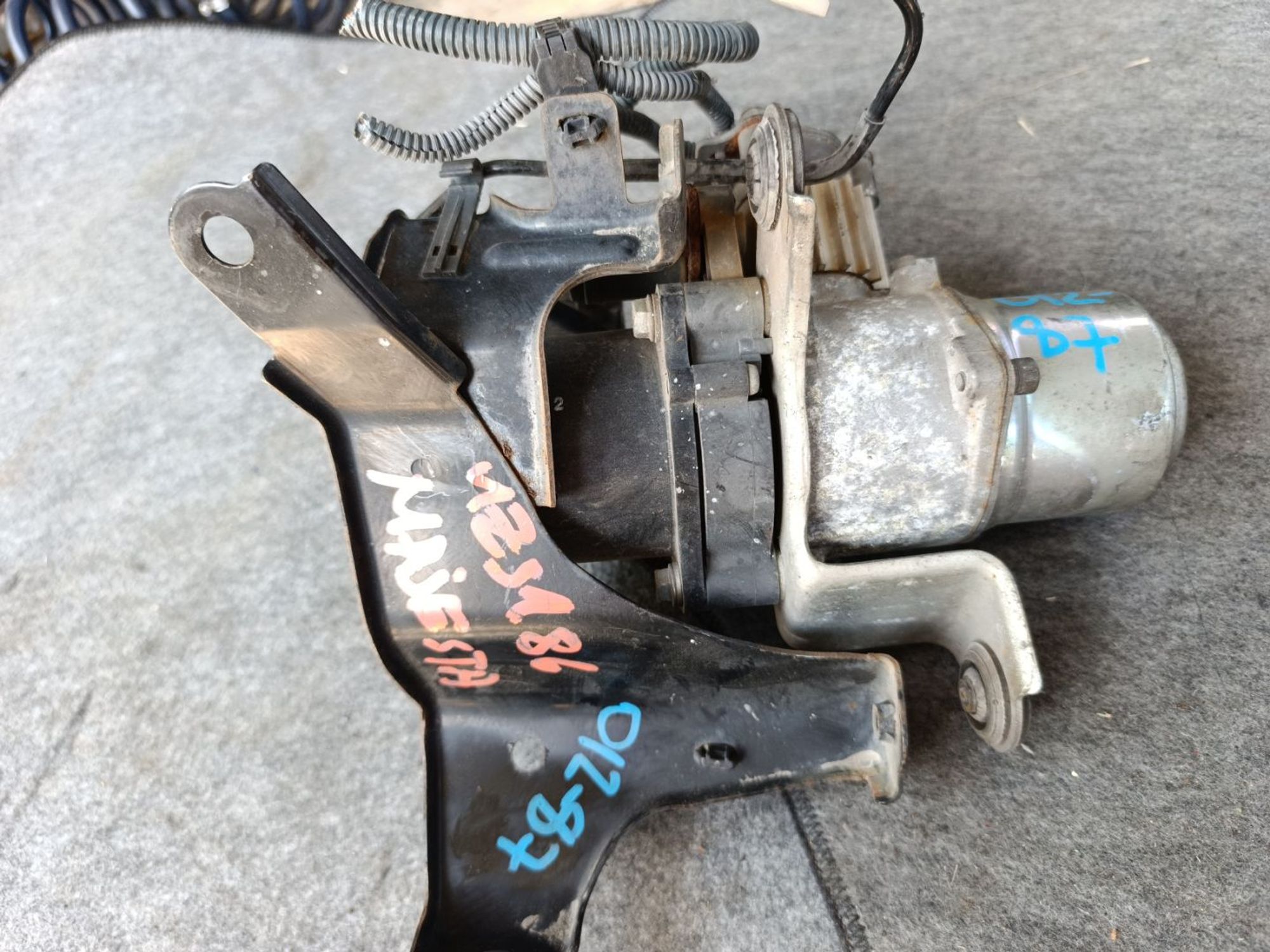 https://ycs.partsauto.market/partsauto-images/thmbs/userImages/d9b05010c61782443e0b3e264cf05921/part/90dde67a-8b49-4015-9ef9-75d637e33206_1781611327876.jpg