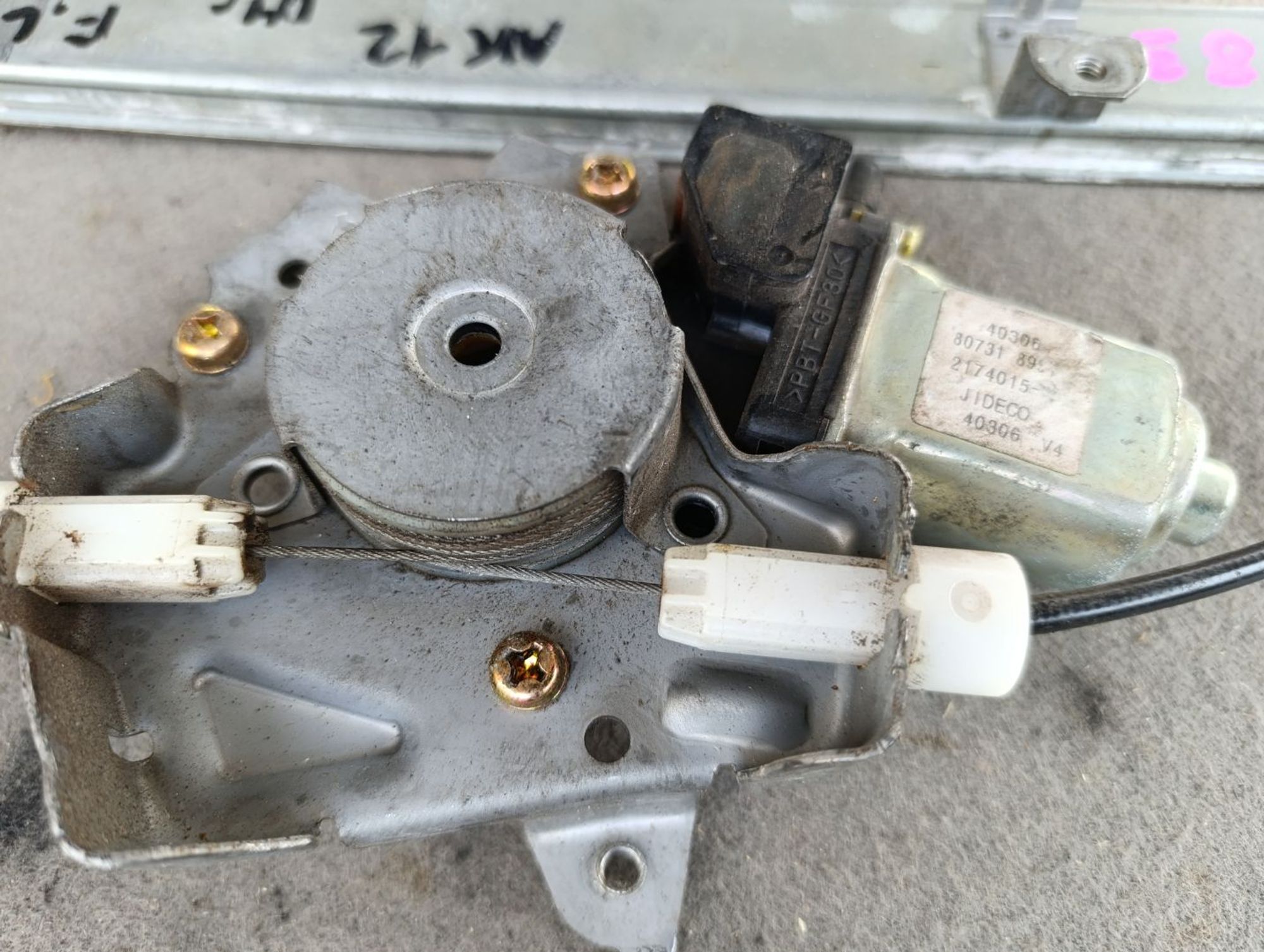 https://ycs.partsauto.market/partsauto-images/thmbs/userImages/d9b05010c61782443e0b3e264cf05921/part/915674e1-2494-4fd3-9a12-186bc71bf0e5_1749114436202.jpg