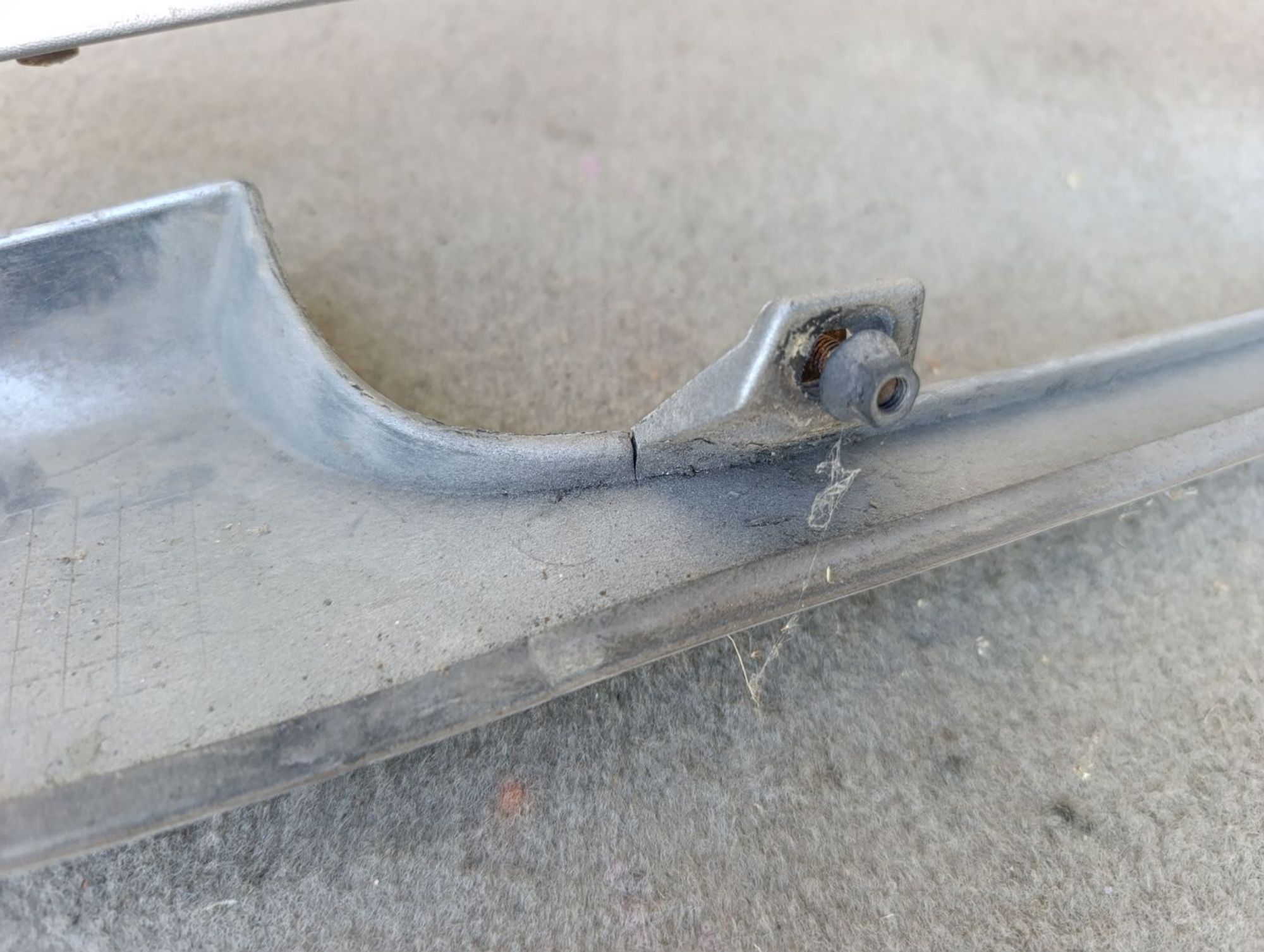 https://ycs.partsauto.market/partsauto-images/thmbs/userImages/d9b05010c61782443e0b3e264cf05921/part/9181b6ef-0922-4db0-9d19-828603d3a970_1785935328656.jpg