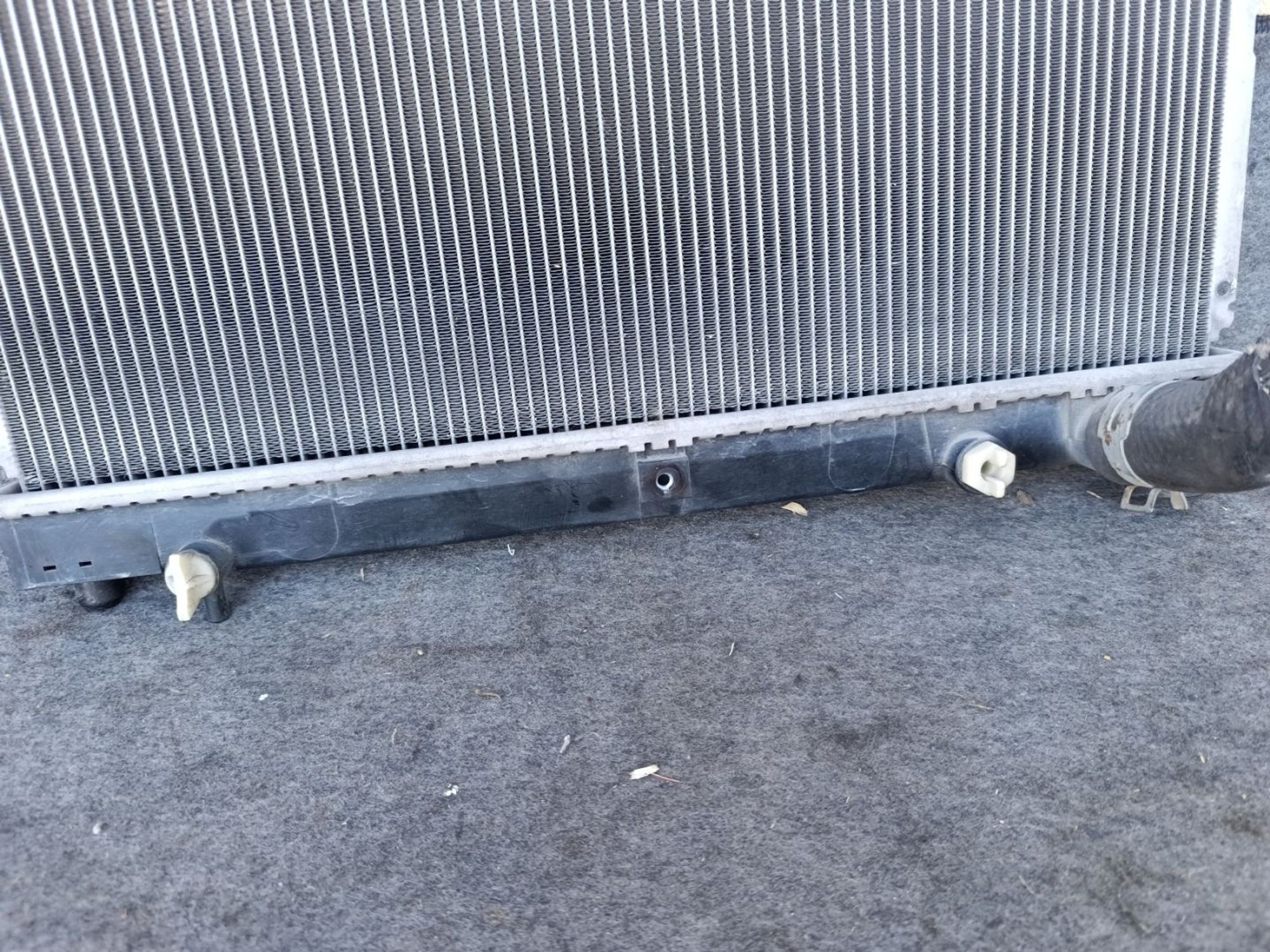 https://ycs.partsauto.market/partsauto-images/thmbs/userImages/d9b05010c61782443e0b3e264cf05921/part/91aaebf4-c254-4059-ae6f-20b40247515b_1781619861675.jpg