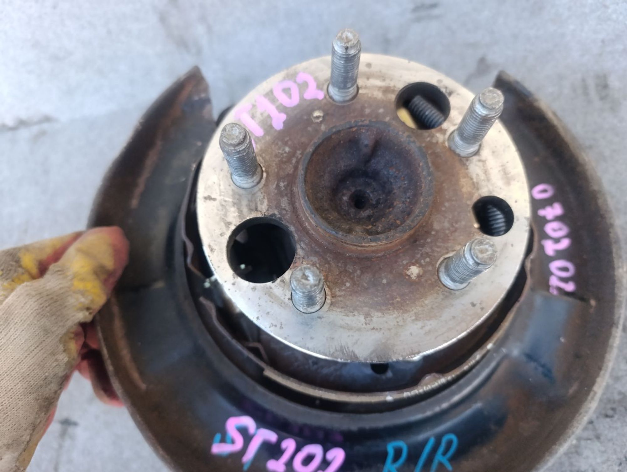 Ступица Toyota carina ed, exiv st202 задняя правая, 3000 рублей, Ленина