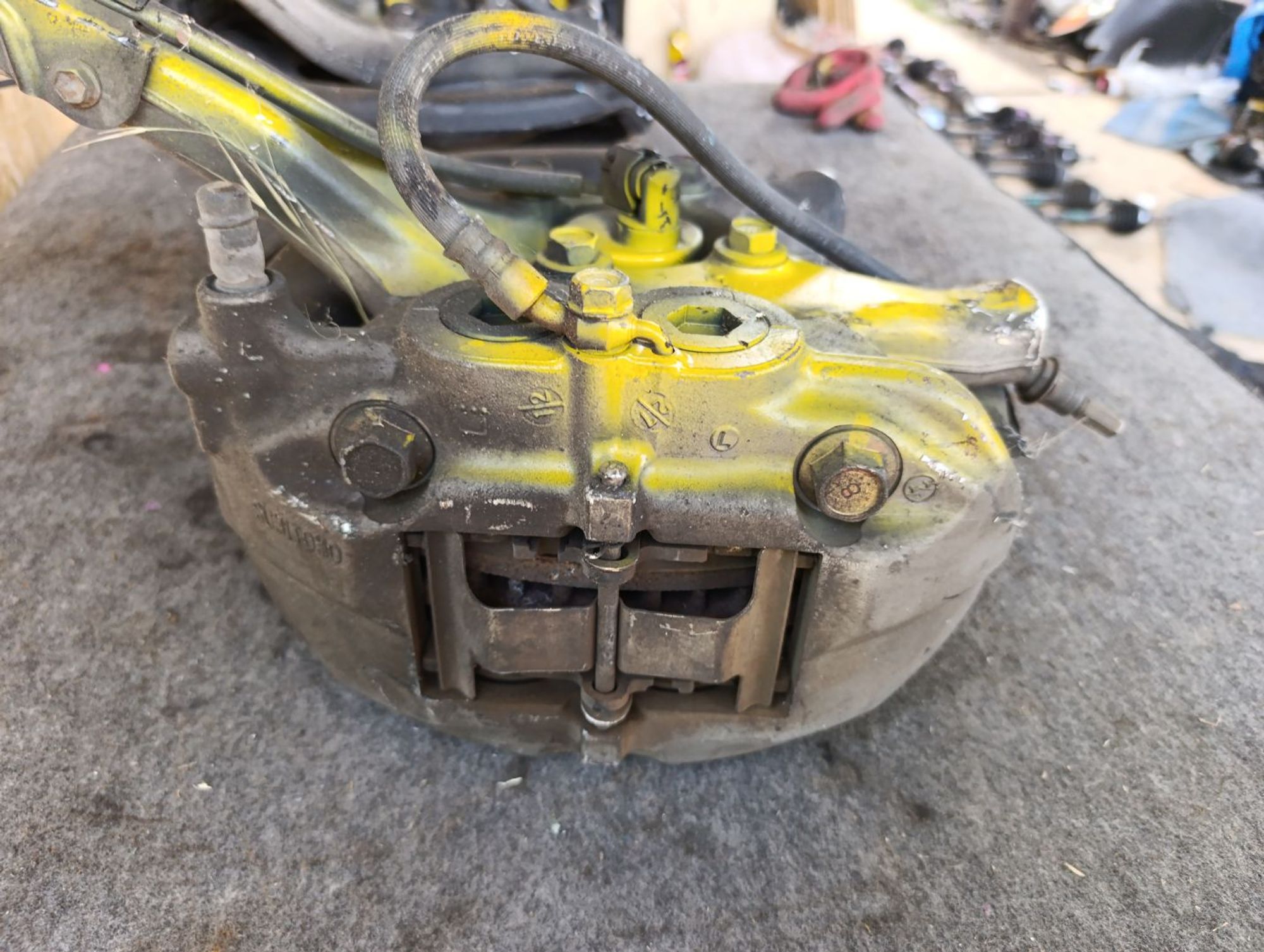 https://ycs.partsauto.market/partsauto-images/thmbs/userImages/d9b05010c61782443e0b3e264cf05921/part/93a7f56f-e2df-4875-8da6-d06dca4a68ec_1783772004319.jpg