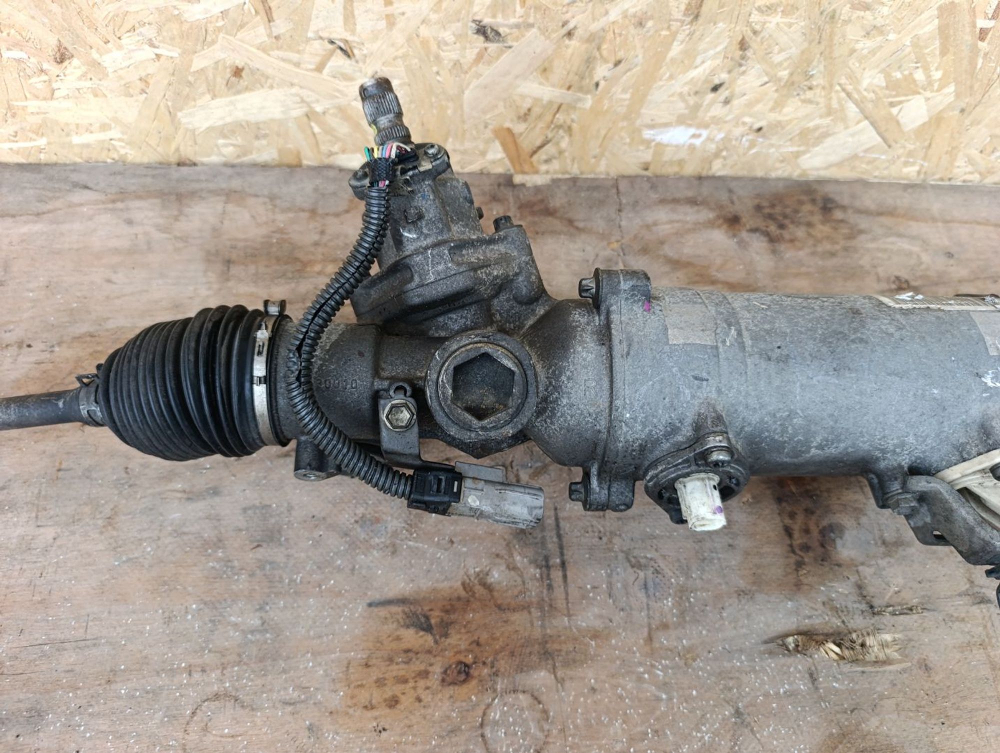 https://ycs.partsauto.market/partsauto-images/thmbs/userImages/d9b05010c61782443e0b3e264cf05921/part/94355654-23fa-4a61-b6e1-00084a20a5b6_1784214102098.jpg