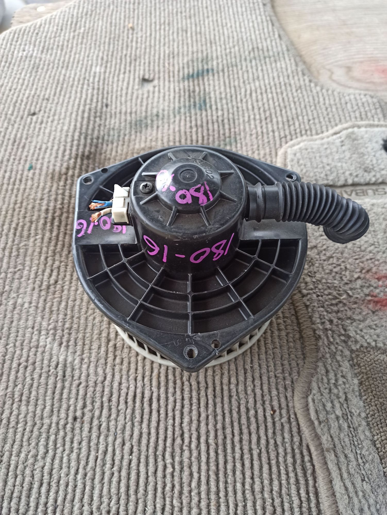https://ycs.partsauto.market/partsauto-images/thmbs/userImages/d9b05010c61782443e0b3e264cf05921/part/978bdaaa-8e68-456c-97a9-a866bf6ed8d5_1714025192578.jpg
