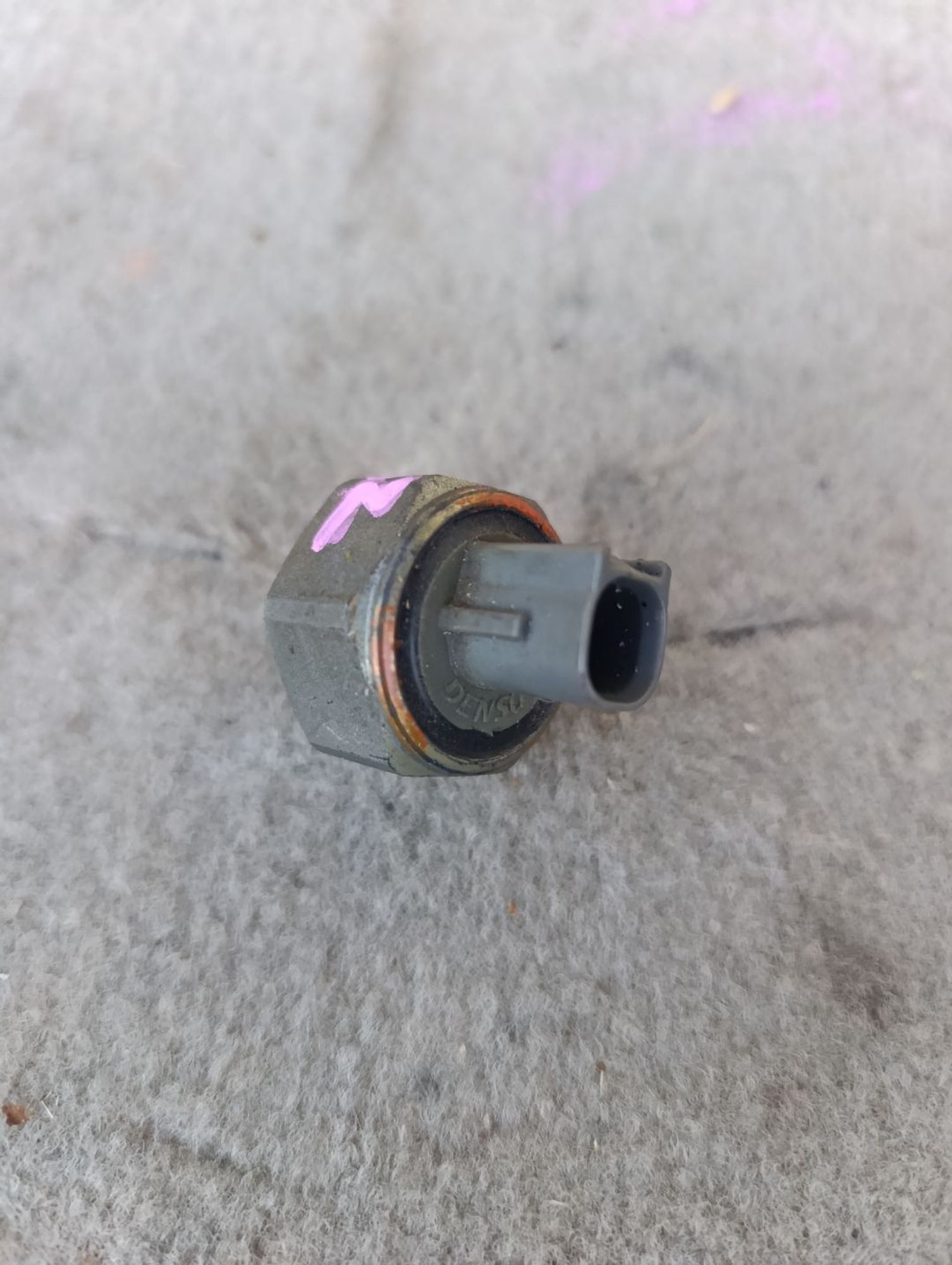 https://ycs.partsauto.market/partsauto-images/thmbs/userImages/d9b05010c61782443e0b3e264cf05921/part/984bacf1-c40c-4df6-a5ee-055b86566a0b_1786982680684.jpg