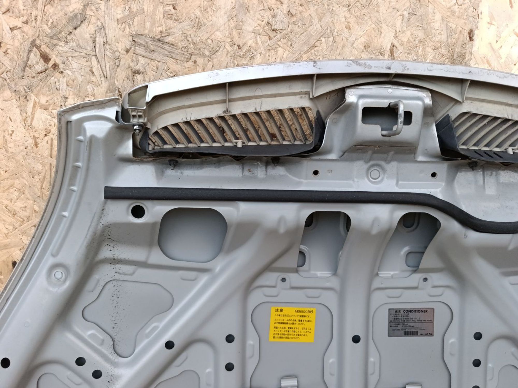https://ycs.partsauto.market/partsauto-images/thmbs/userImages/d9b05010c61782443e0b3e264cf05921/part/98b9a210-57d2-486a-9842-44210e6d0b23_1781801453091.jpg