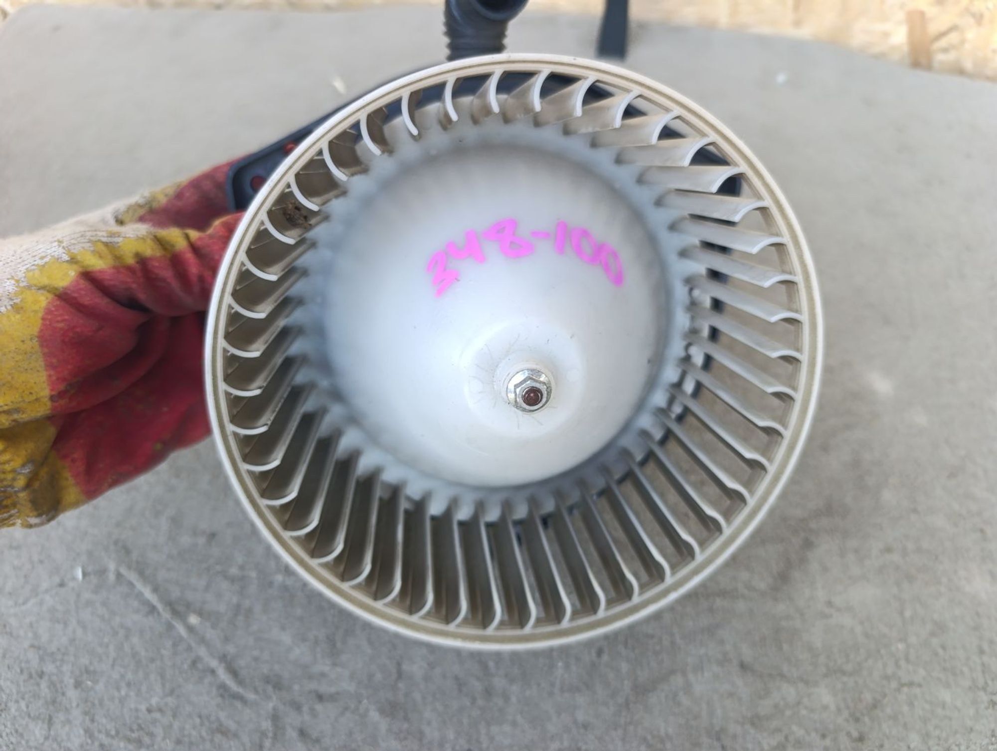 https://ycs.partsauto.market/partsauto-images/thmbs/userImages/d9b05010c61782443e0b3e264cf05921/part/99b06324-e25d-418b-96e8-b796a95cbe28_1785422232880.jpg