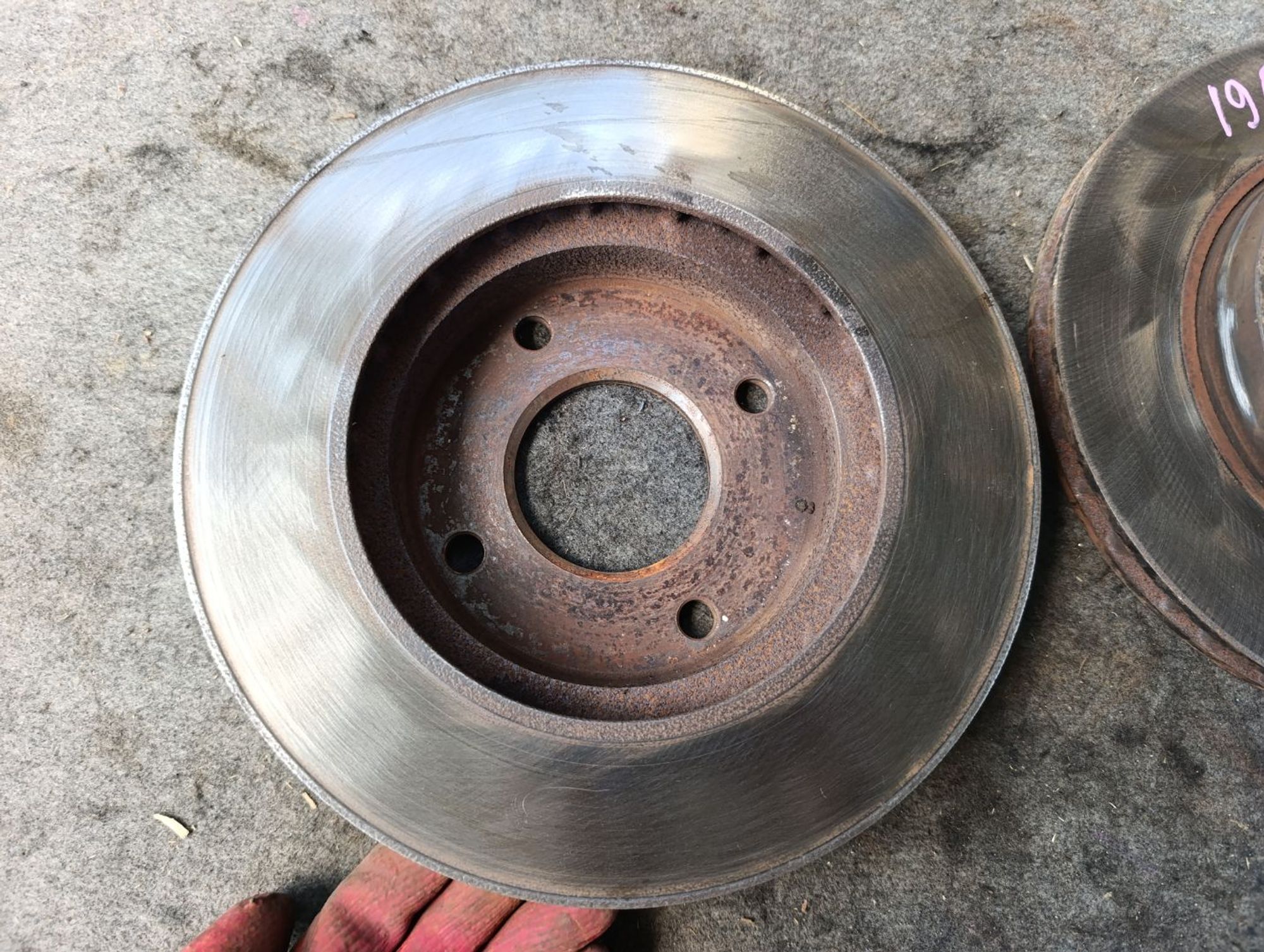 https://ycs.partsauto.market/partsauto-images/thmbs/userImages/d9b05010c61782443e0b3e264cf05921/part/9a060672-6329-49d0-a0be-b49e457583a3_1784457493557.jpg