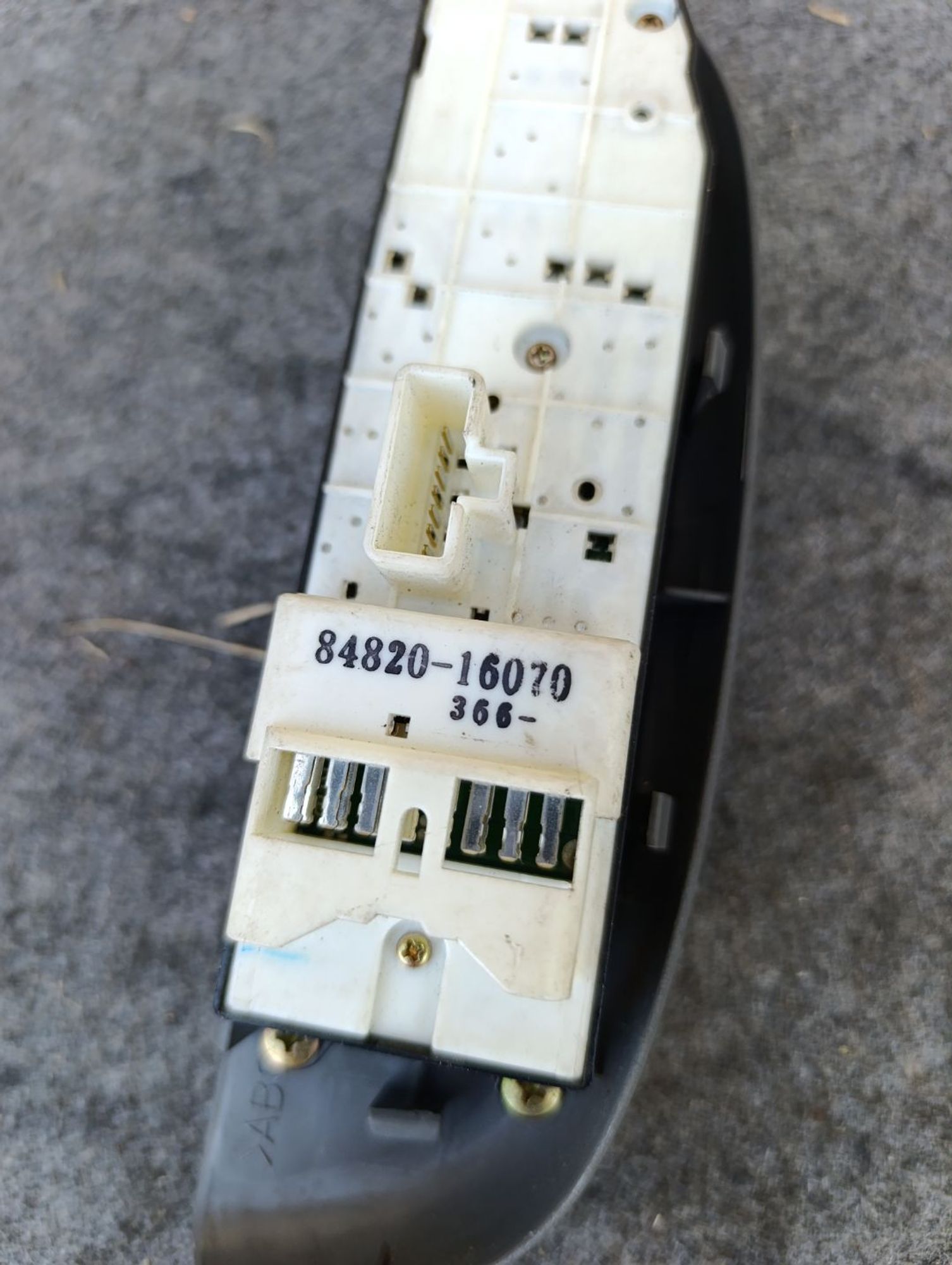 https://ycs.partsauto.market/partsauto-images/thmbs/userImages/d9b05010c61782443e0b3e264cf05921/part/9b0ddd42-8c3a-42b2-9101-56505ea56384_1783432623713.jpg