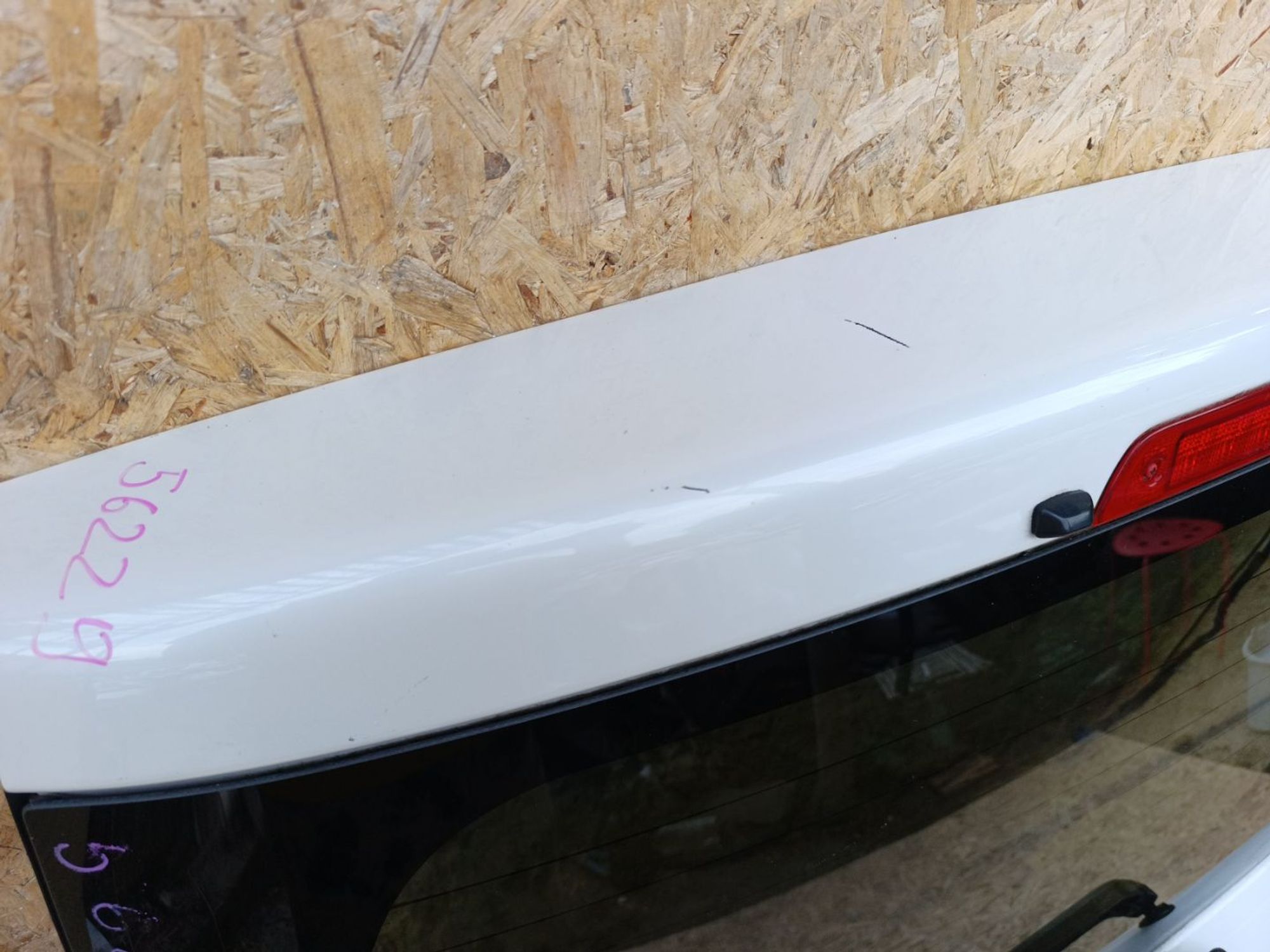 Крышка багажника Toyota Sienta ncp81, 15000 рублей, Ленина