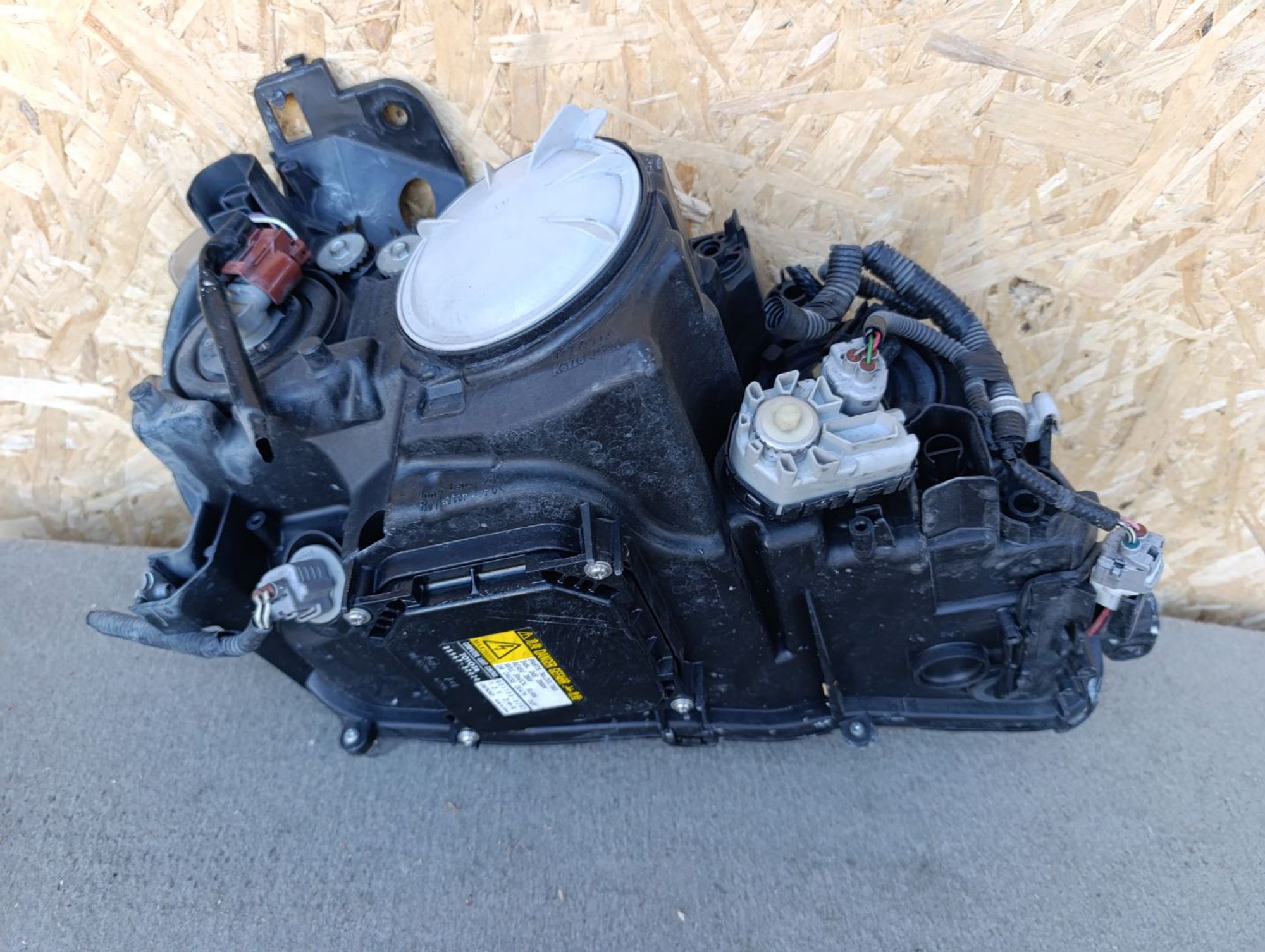 Фара левая Toyota Mark X Grx120 22-330, 5300 рублей, Ленина