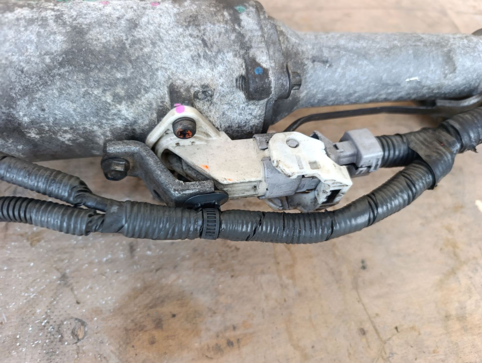 https://ycs.partsauto.market/partsauto-images/thmbs/userImages/d9b05010c61782443e0b3e264cf05921/part/9f5177bb-a414-43cc-8754-91516509b4c5_1784217604140.jpg