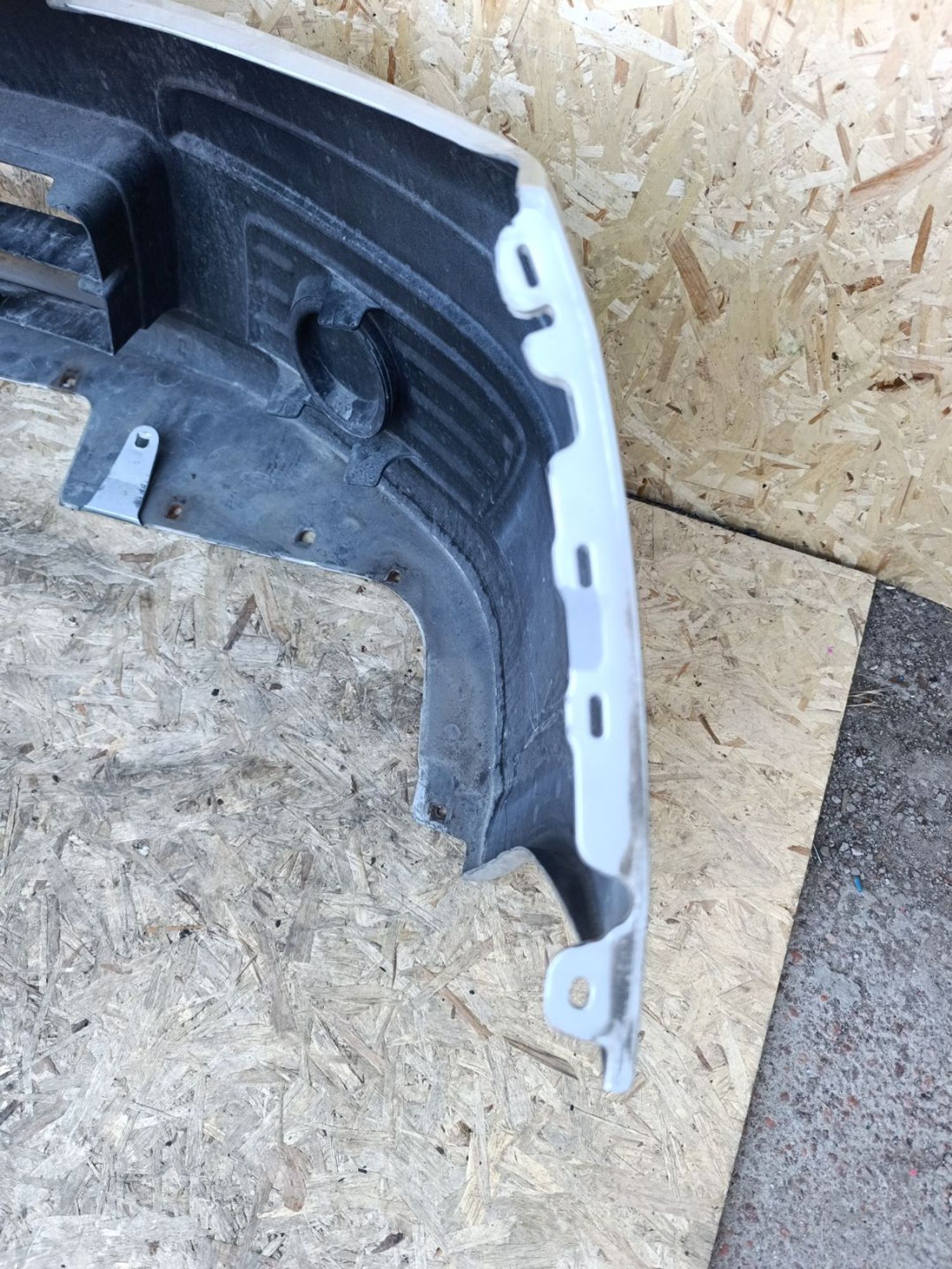 https://ycs.partsauto.market/partsauto-images/thmbs/userImages/d9b05010c61782443e0b3e264cf05921/part/a1898761-8be3-4dae-ba4e-aa52ee8634f8_1782135498404.jpg