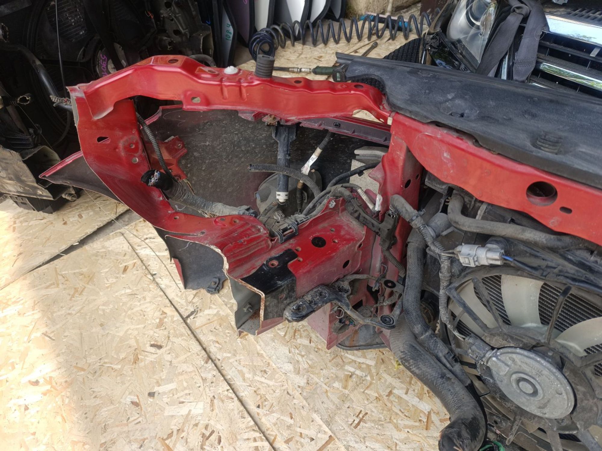 https://ycs.partsauto.market/partsauto-images/thmbs/userImages/d9b05010c61782443e0b3e264cf05921/part/a2c6d73f-c6bc-476e-85d3-34fe1f5bccfc_1781090672939.jpg