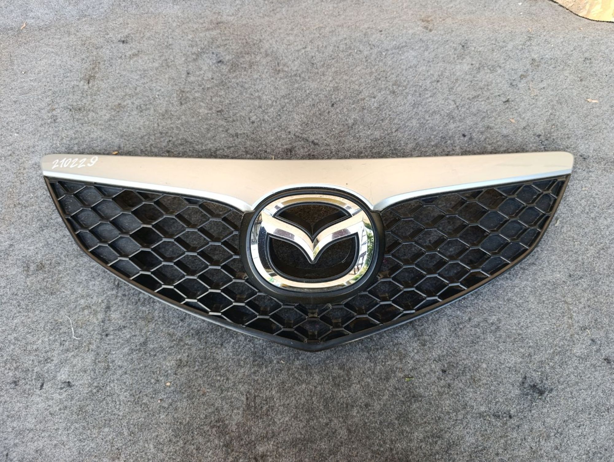 https://ycs.partsauto.market/partsauto-images/thmbs/userImages/d9b05010c61782443e0b3e264cf05921/part/a4fbd5ac-1ac0-460b-83f7-80503285ebbf_1783516822517.jpg