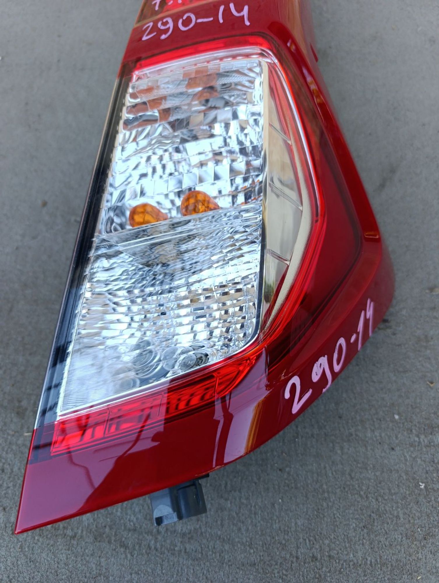 https://ycs.partsauto.market/partsauto-images/thmbs/userImages/d9b05010c61782443e0b3e264cf05921/part/a623a26c-7b65-49ba-8736-37f07e974aa5_1784553368679.jpg