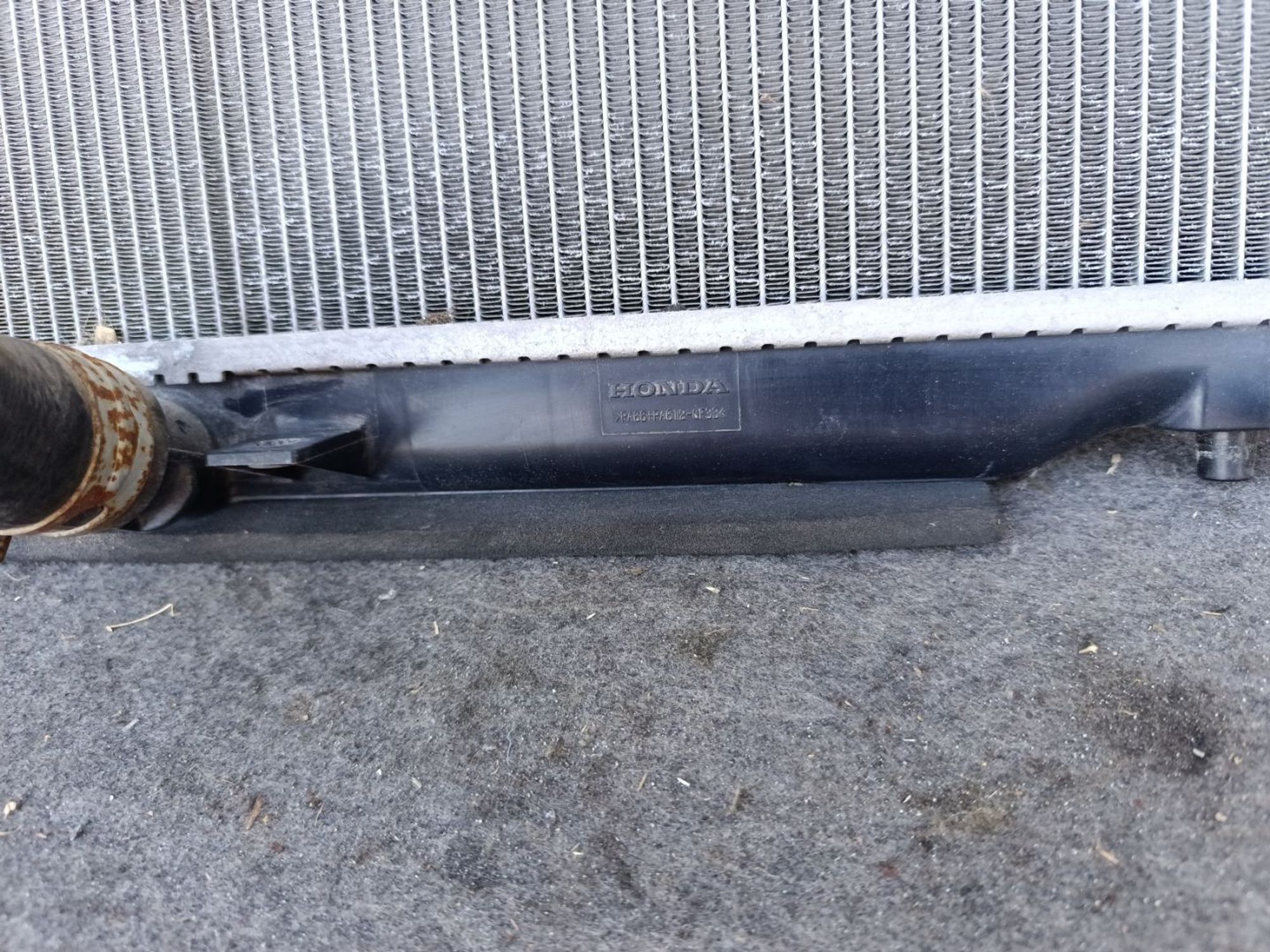 https://ycs.partsauto.market/partsauto-images/thmbs/userImages/d9b05010c61782443e0b3e264cf05921/part/a766b9c1-b446-4923-805b-a3dd819c8cc9_1781625462714.jpg