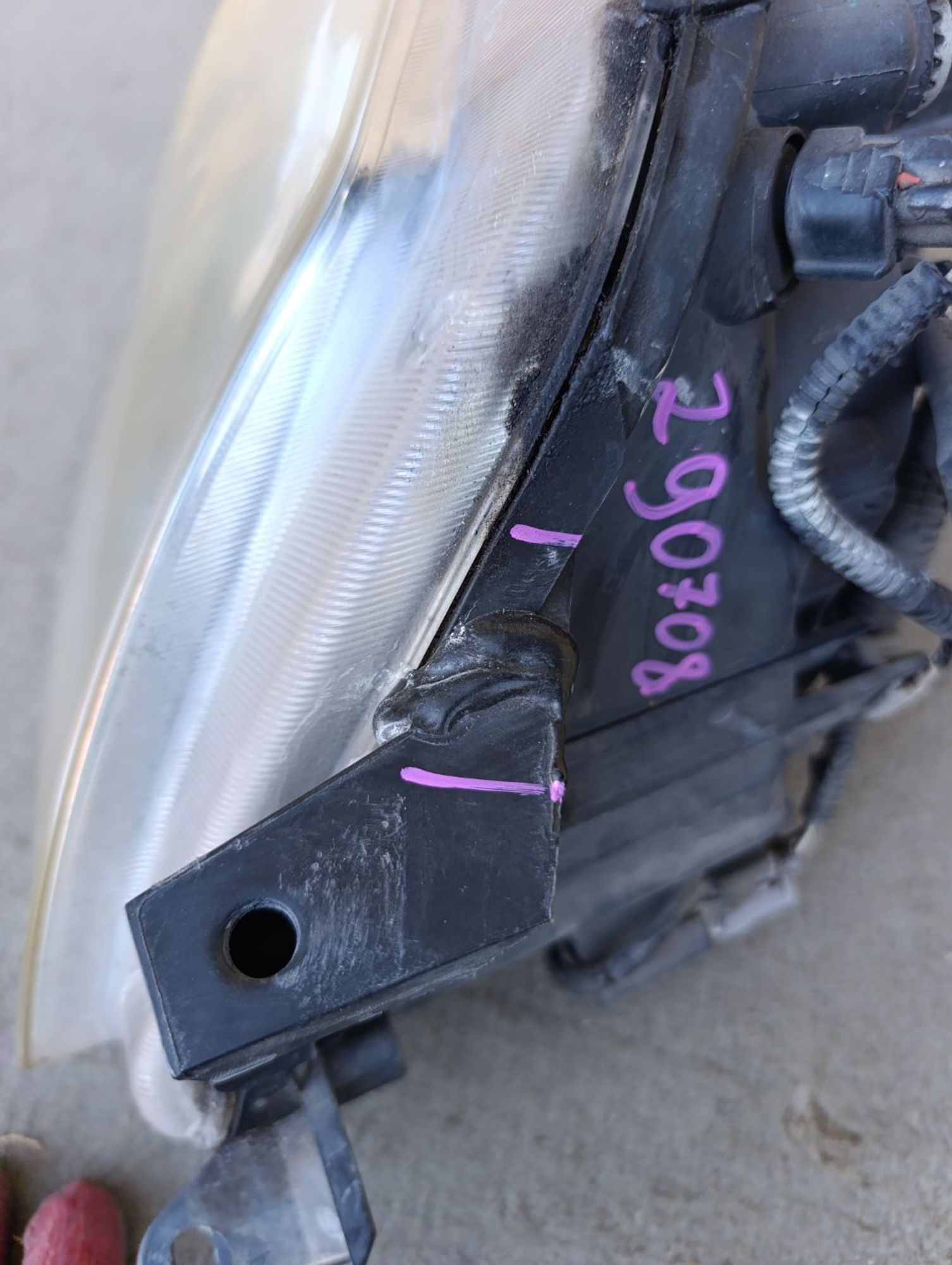 https://ycs.partsauto.market/partsauto-images/thmbs/userImages/d9b05010c61782443e0b3e264cf05921/part/a795ca20-6f08-4723-921d-1ca8a0b750d8_1785337737767.jpg