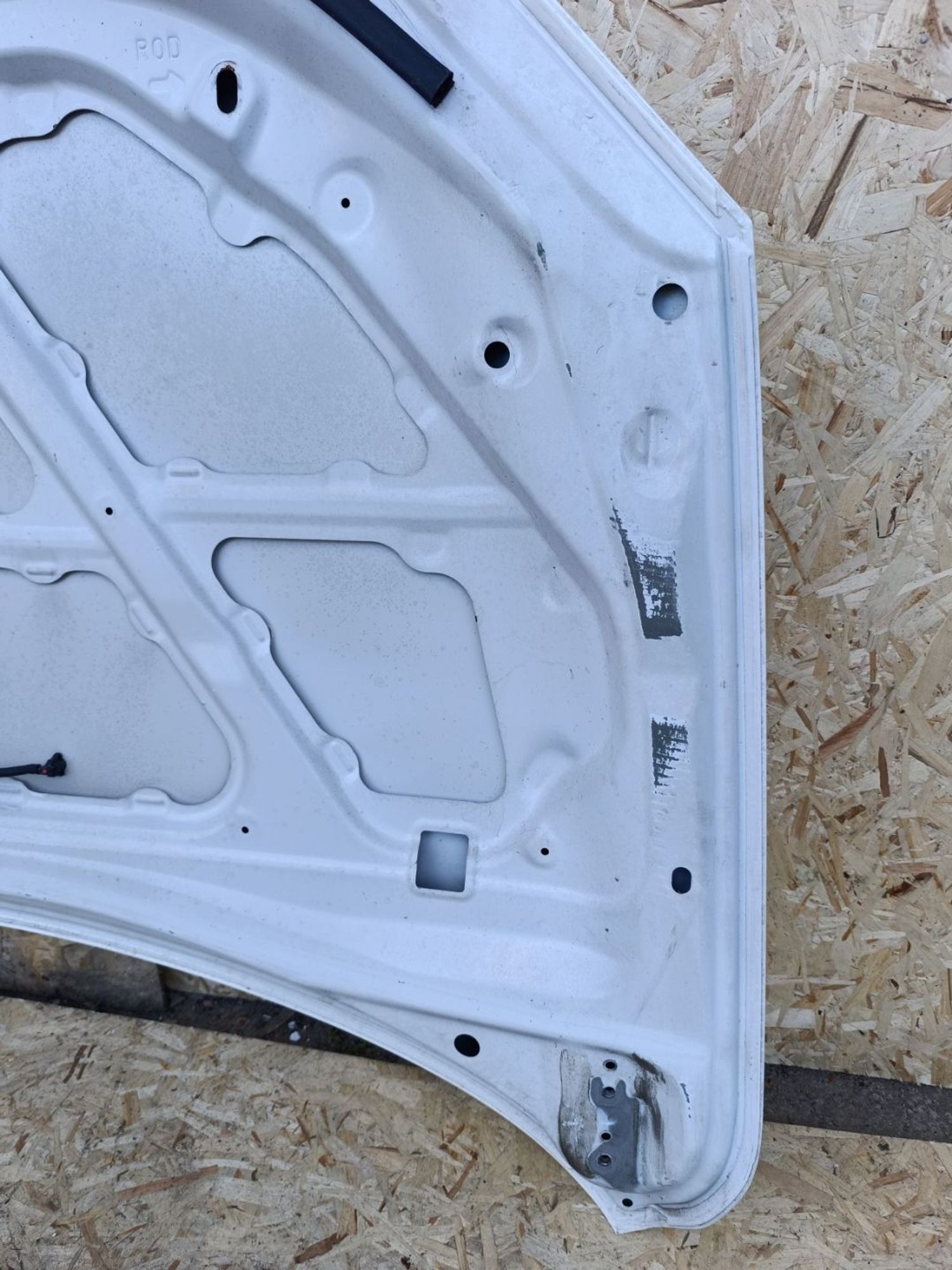 https://ycs.partsauto.market/partsauto-images/thmbs/userImages/d9b05010c61782443e0b3e264cf05921/part/a83c5e8d-bba6-434a-8b2d-ea2647089ee0_1781708752271.jpg