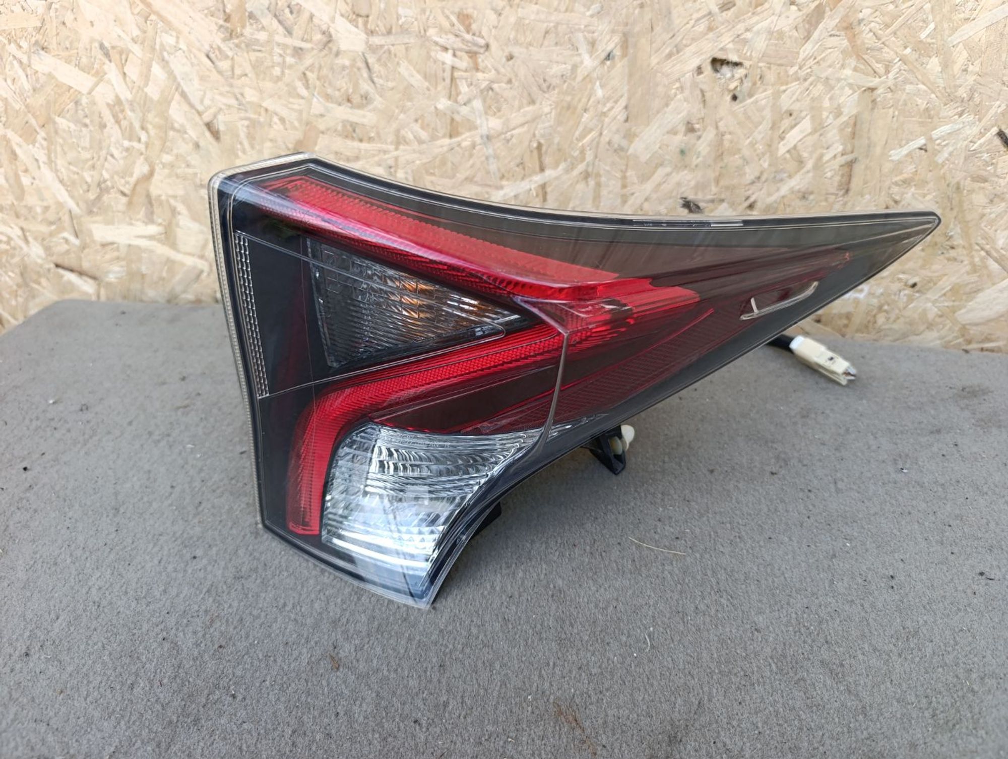 https://ycs.partsauto.market/partsauto-images/thmbs/userImages/d9b05010c61782443e0b3e264cf05921/part/a84d8dff-9623-4f6d-b921-3288ea07ec9d_1784730451618.jpg