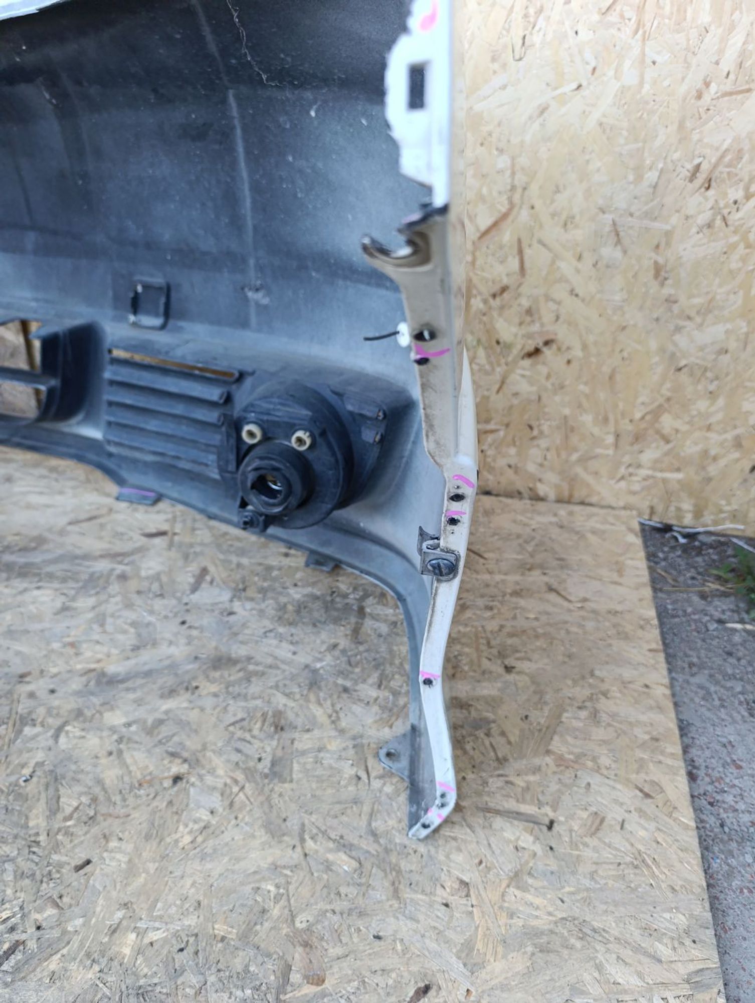https://ycs.partsauto.market/partsauto-images/thmbs/userImages/d9b05010c61782443e0b3e264cf05921/part/ab20996e-c1c9-4d79-b317-42fd3aeefb71_1783346649704.jpg