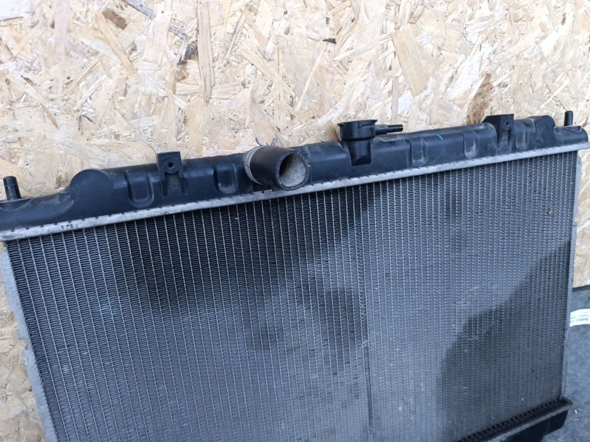 https://ycs.partsauto.market/partsauto-images/thmbs/userImages/d9b05010c61782443e0b3e264cf05921/part/ab575b89-6781-4d57-bf05-979ffdcda1e5_1781107945385.jpg
