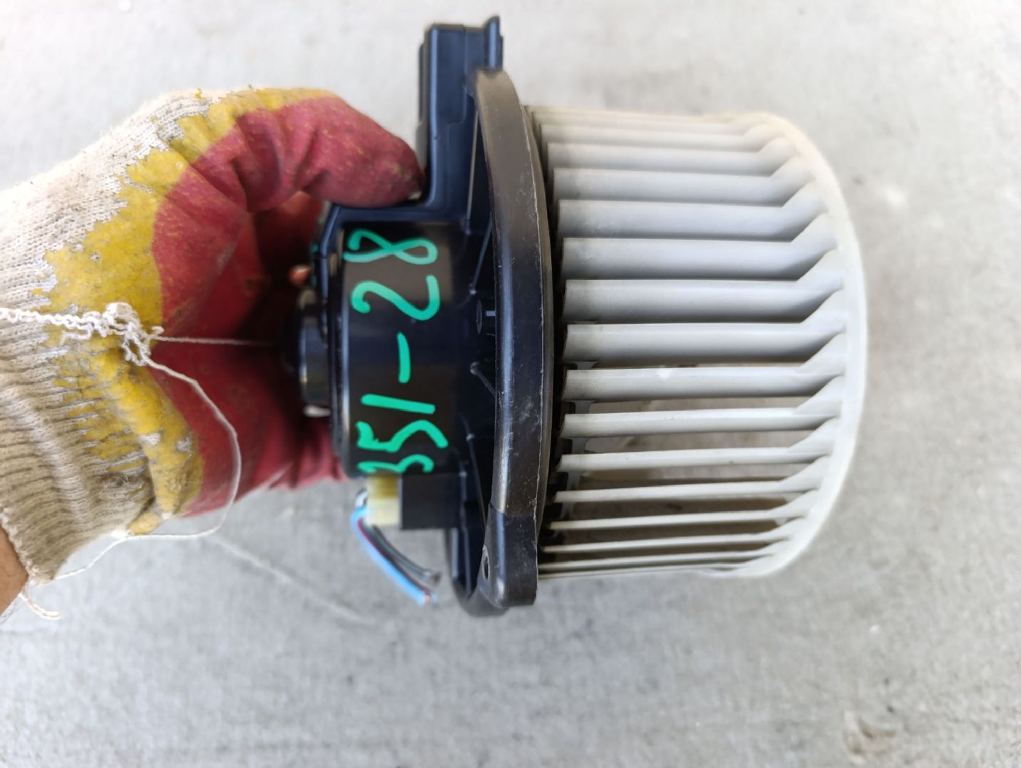 https://ycs.partsauto.market/partsauto-images/thmbs/userImages/d9b05010c61782443e0b3e264cf05921/part/ab76c5e0-56d9-42a5-a8d5-c21e8bfaf9e1_1785503256955.jpg
