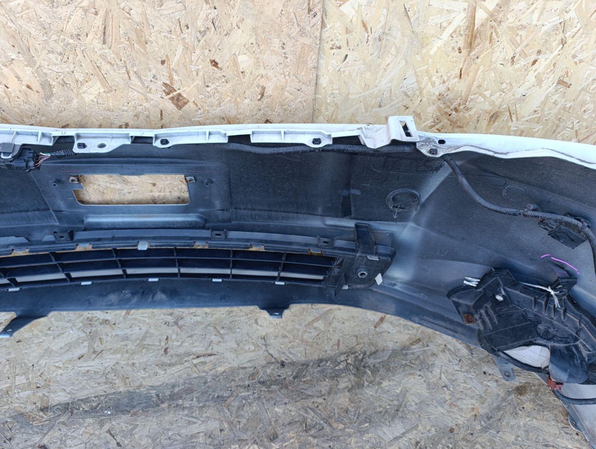 https://ycs.partsauto.market/partsauto-images/thmbs/userImages/d9b05010c61782443e0b3e264cf05921/part/acff7dfd-27d4-47a4-9af4-34a853c125ee_1782487109155.jpg