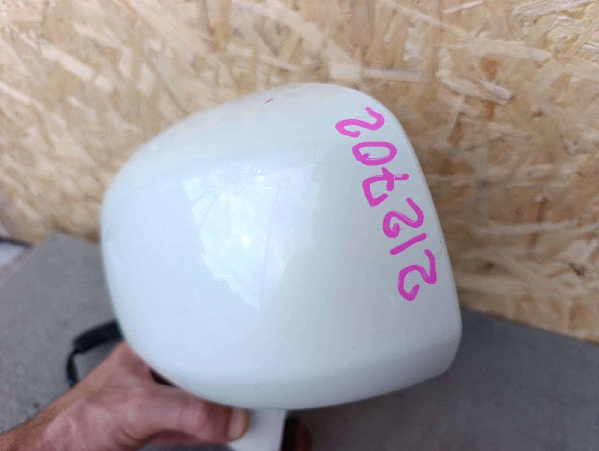 https://ycs.partsauto.market/partsauto-images/thmbs/userImages/d9b05010c61782443e0b3e264cf05921/part/addd2624-ff01-4235-abd0-95caa5642881_1785772157384.jpg