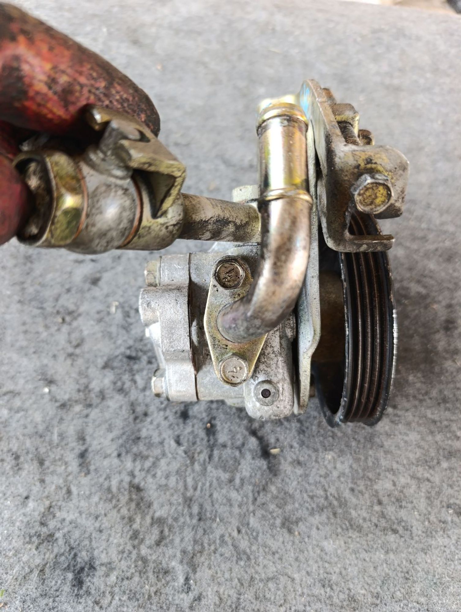 https://ycs.partsauto.market/partsauto-images/thmbs/userImages/d9b05010c61782443e0b3e264cf05921/part/aee74f4e-9cc1-4dca-bf34-cb0bffd02dc1_1783513457185.jpg