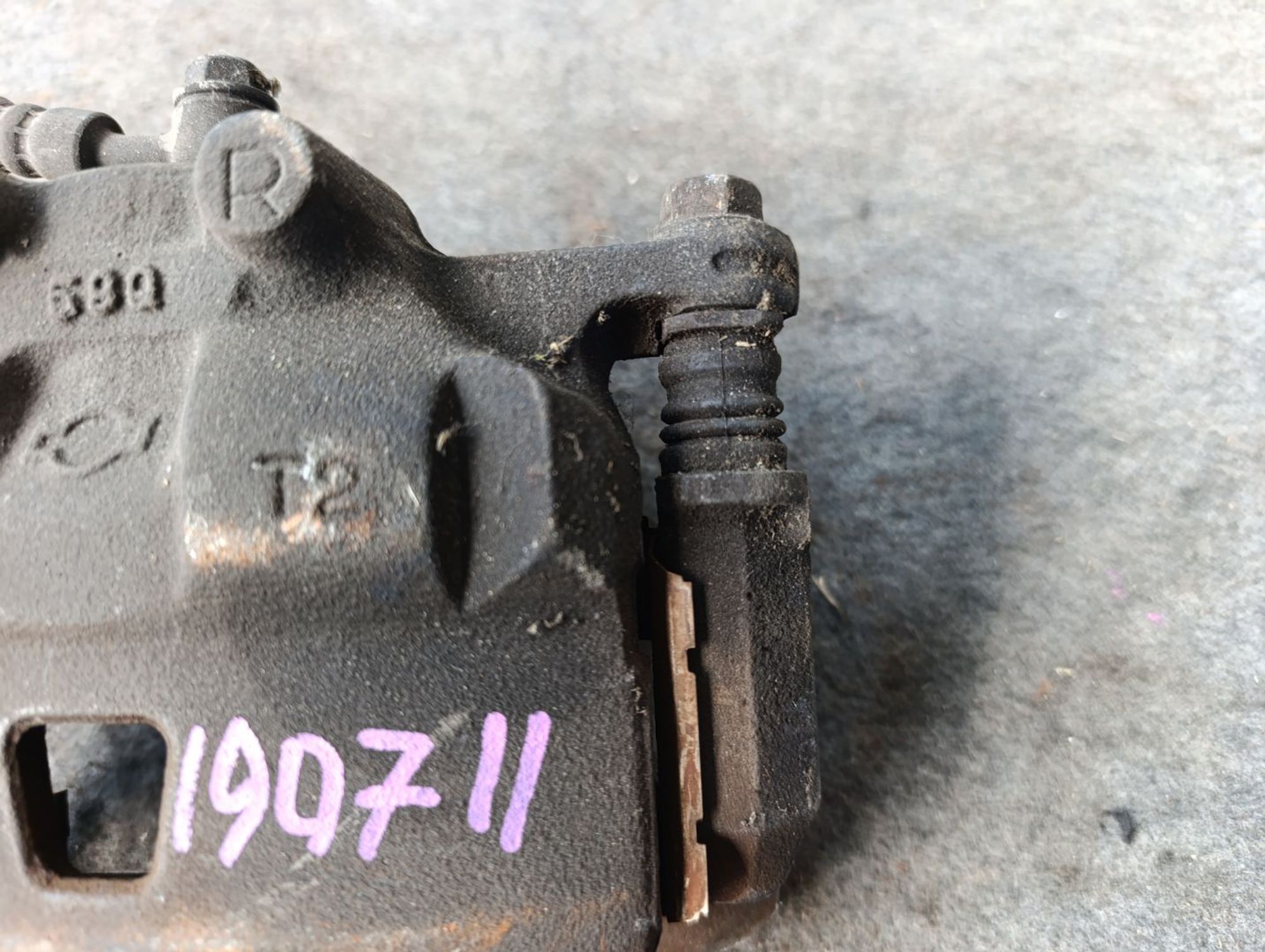 https://ycs.partsauto.market/partsauto-images/thmbs/userImages/d9b05010c61782443e0b3e264cf05921/part/af1a2ddd-536e-4005-80c9-6b9179926433_1784456876808.jpg