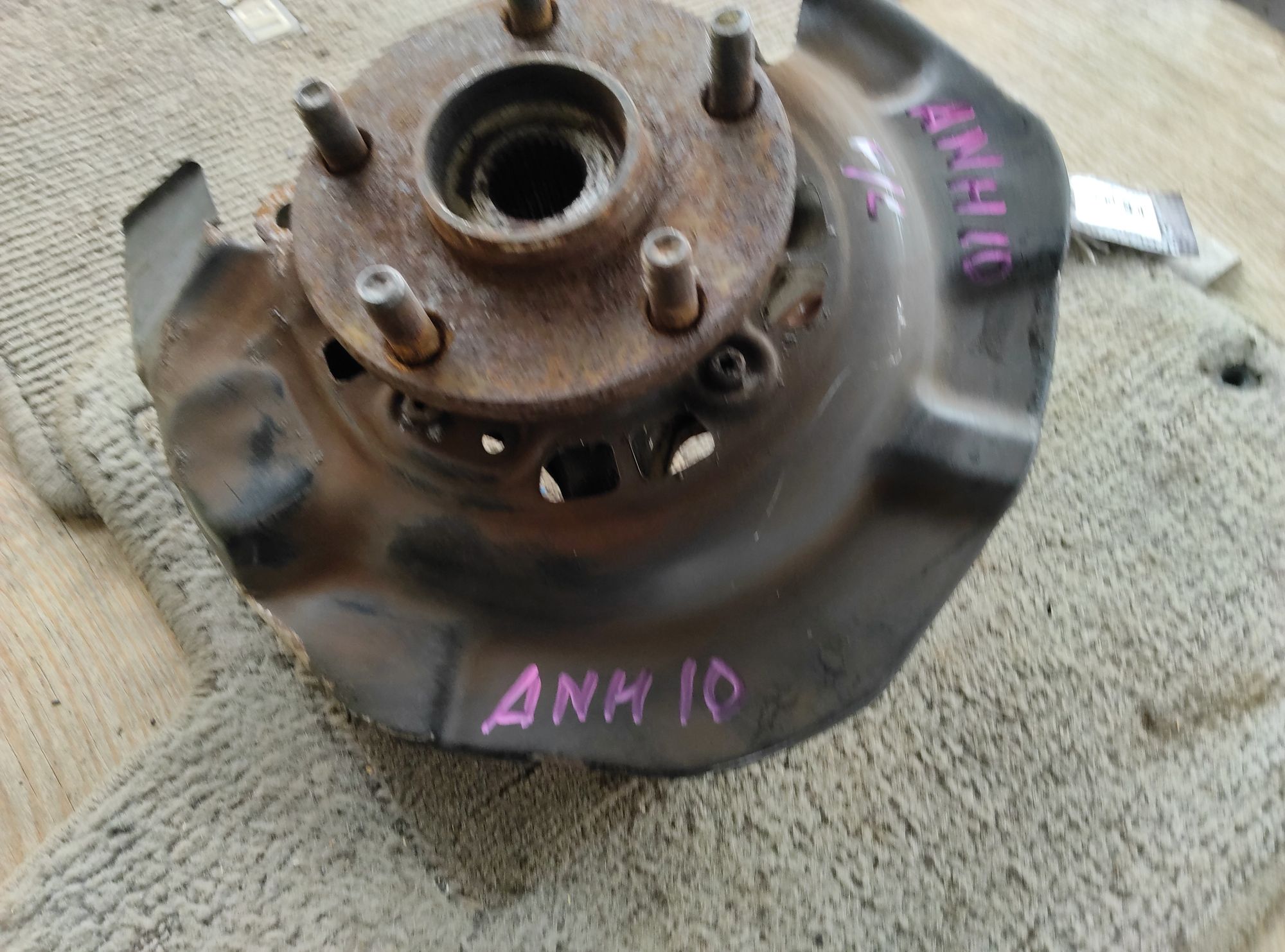 Ступица передняя левая Toyota Alphard anh10, 2000 рублей, Ленина