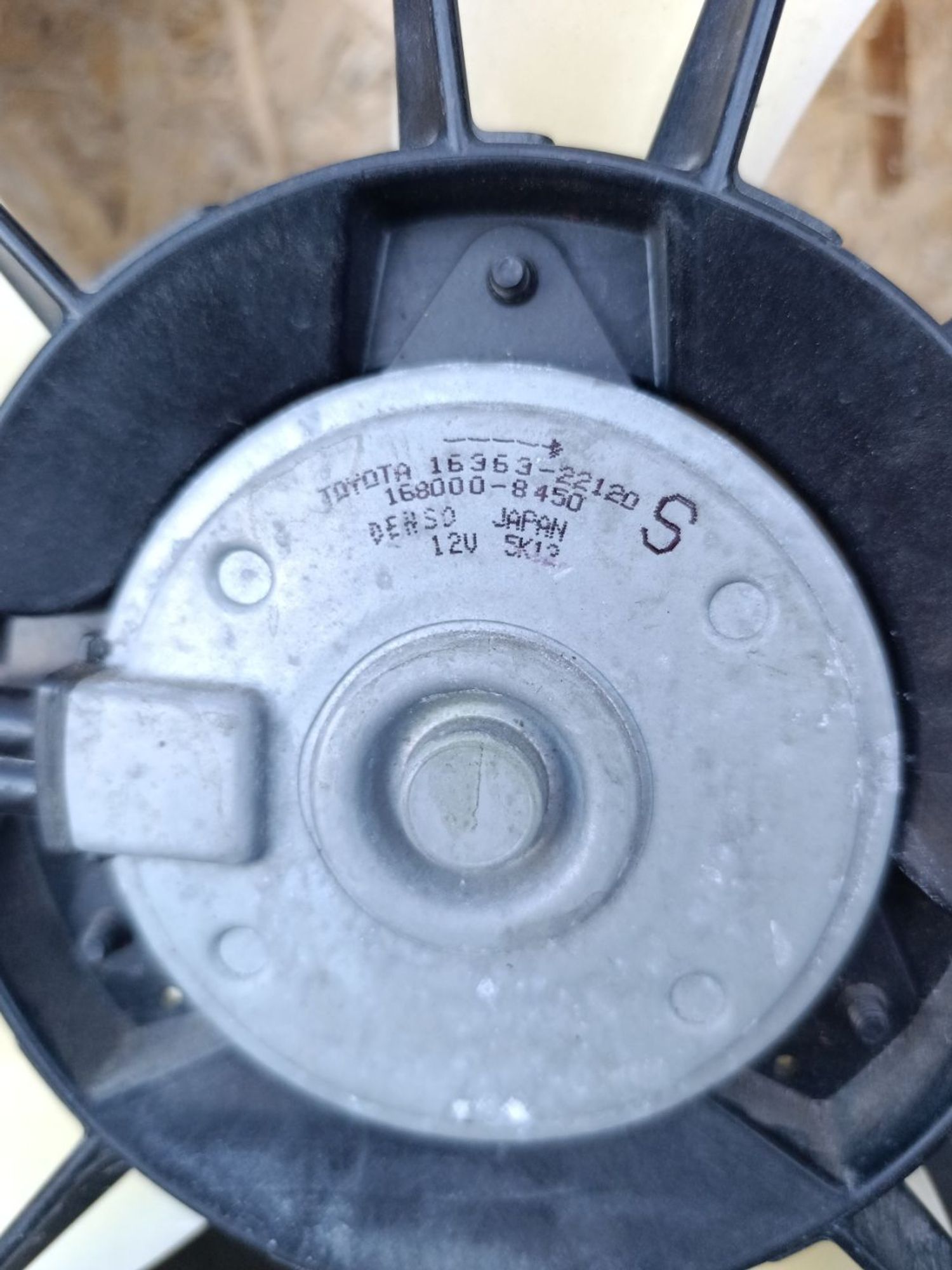 https://ycs.partsauto.market/partsauto-images/thmbs/userImages/d9b05010c61782443e0b3e264cf05921/part/afa816b2-3eb6-4433-a9eb-bcd37447e4c6_1781106646704.jpg
