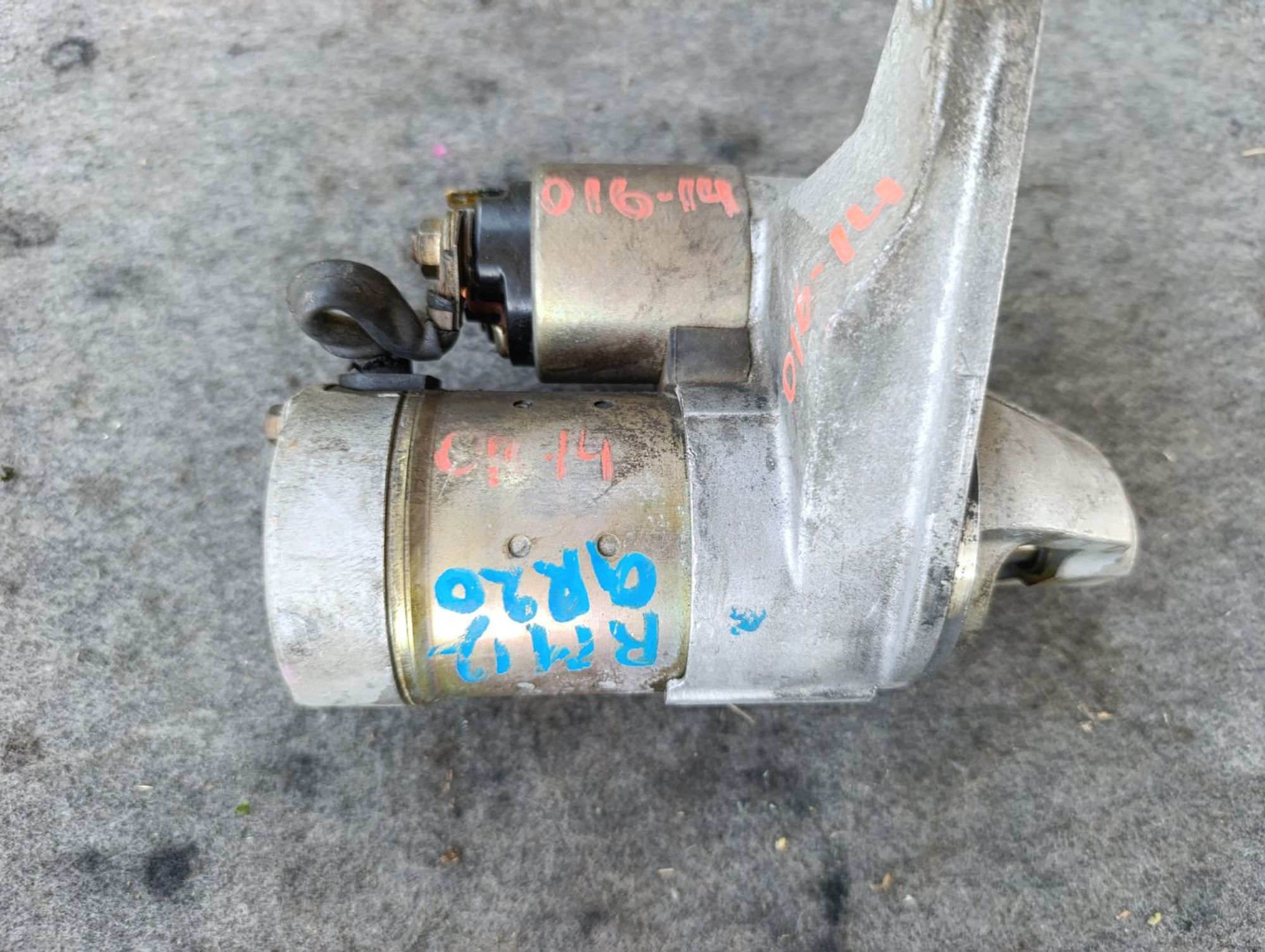 https://ycs.partsauto.market/partsauto-images/thmbs/userImages/d9b05010c61782443e0b3e264cf05921/part/afbc00cb-af70-4765-a401-66070a3b1761_1783500872248.jpg