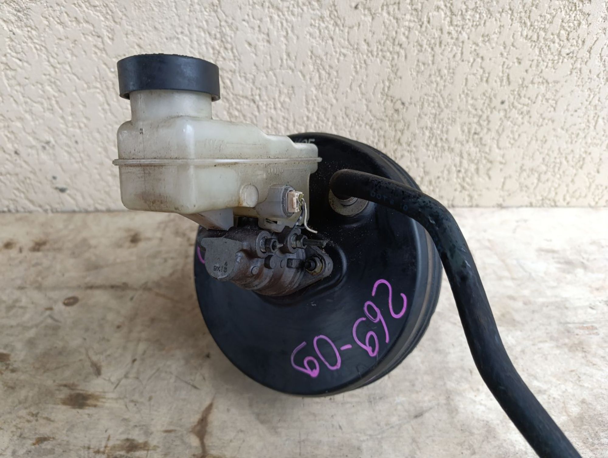 https://ycs.partsauto.market/partsauto-images/thmbs/userImages/d9b05010c61782443e0b3e264cf05921/part/afdfa2c5-23bd-4364-8902-fb2217f4d703_1733997498567.jpg