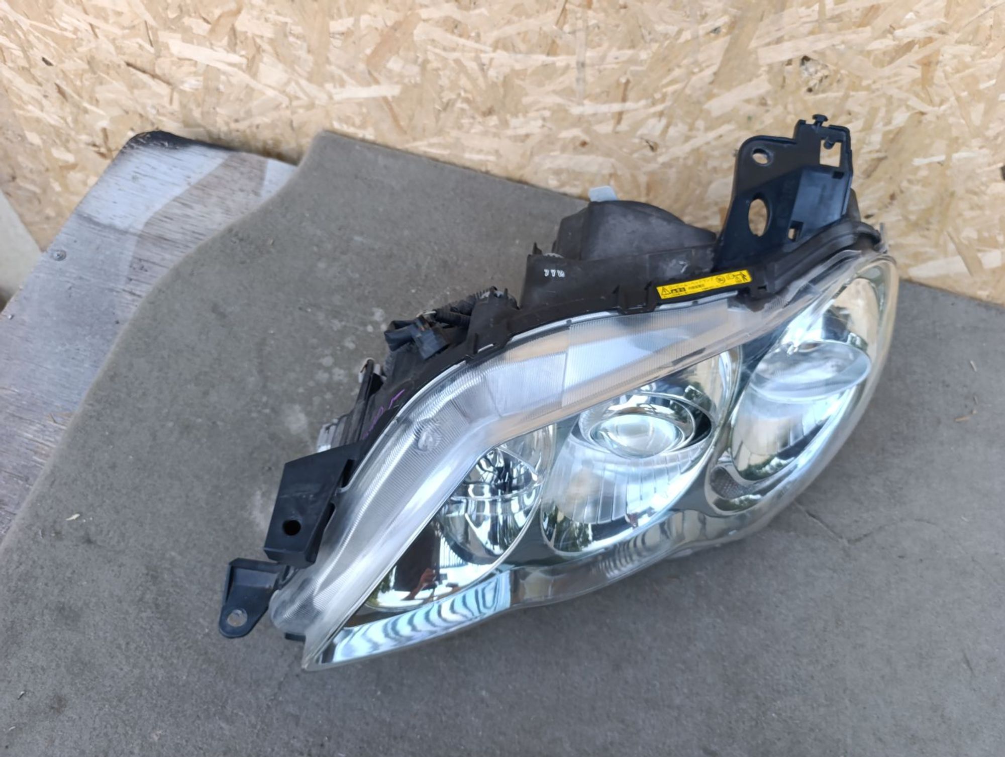 https://ycs.partsauto.market/partsauto-images/thmbs/userImages/d9b05010c61782443e0b3e264cf05921/part/affd4a19-fafc-4d9b-92e0-00dd4731add6_1785168186817.jpg