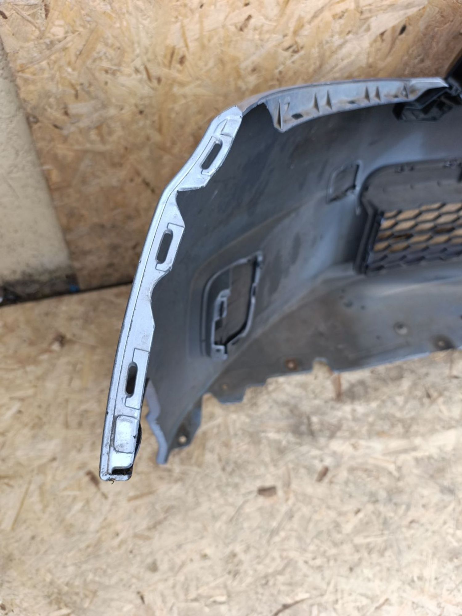 https://ycs.partsauto.market/partsauto-images/thmbs/userImages/d9b05010c61782443e0b3e264cf05921/part/b06778d0-8106-4039-bd10-3e4edb15febb_1782044590795.jpg